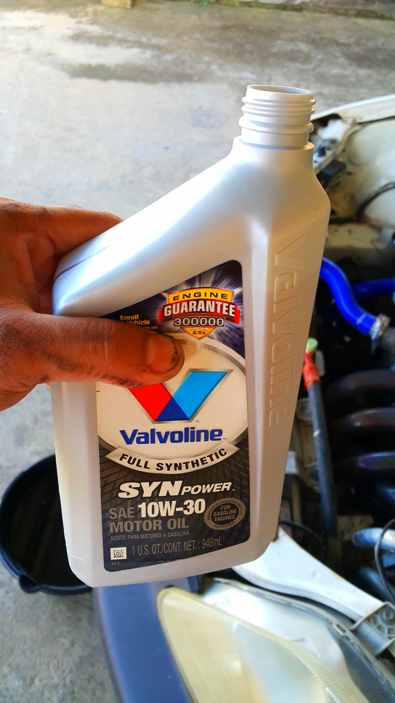 Changing Engine Oil and Filter! Honda Civic 1999 D15B Engine. 5