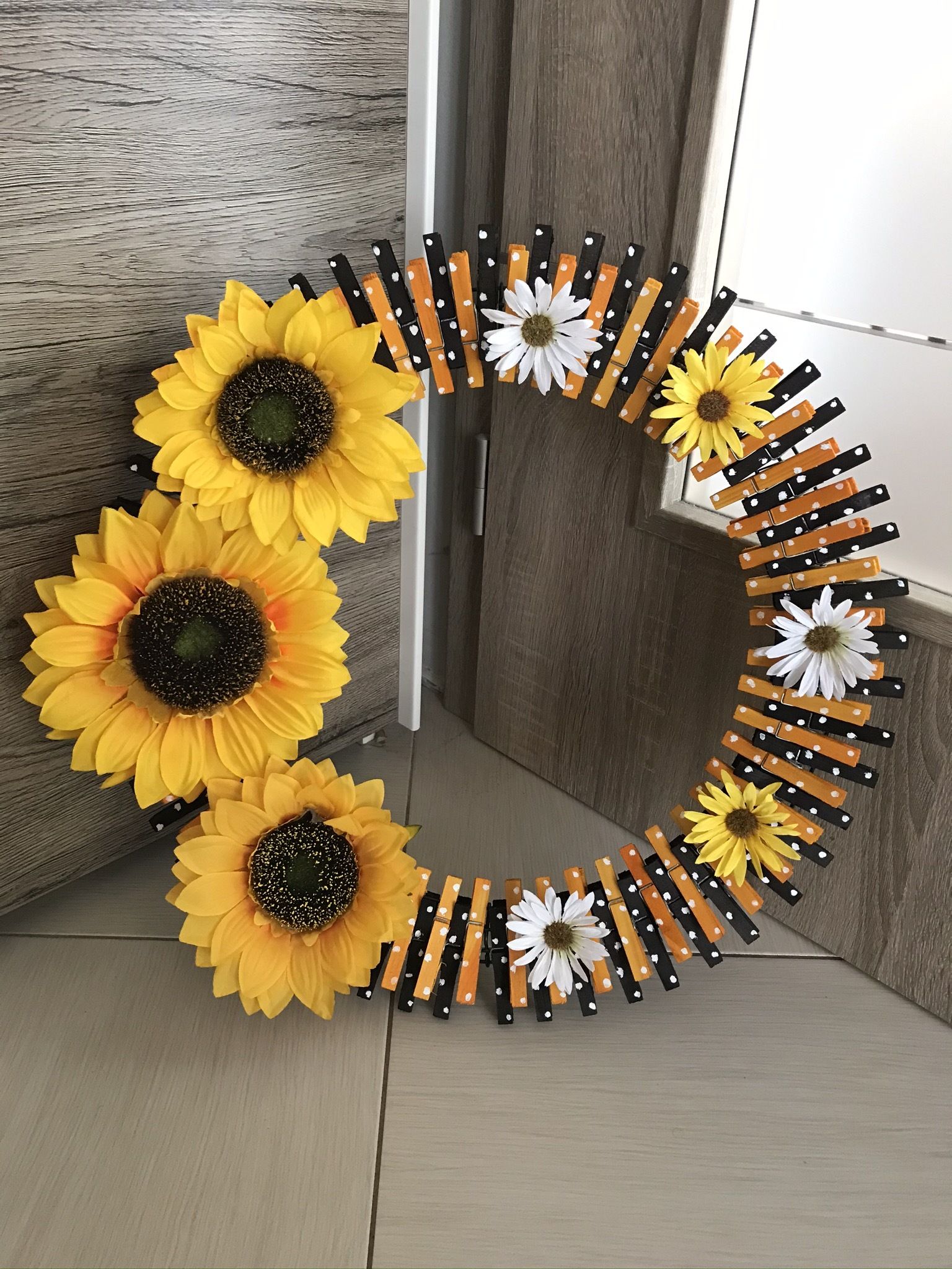 Clothespin Sunflower Wreath 7 Steps (with Pictures) Instructables