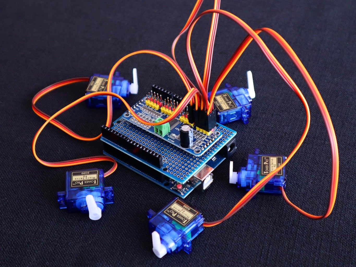 Arduino Servo Shield : 4 Steps (with Pictures) - Instructables