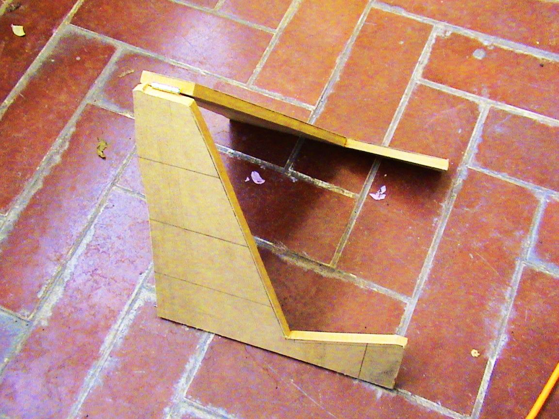 Soporte Universal De Guitarras Plegable : 6 Steps - Instructables