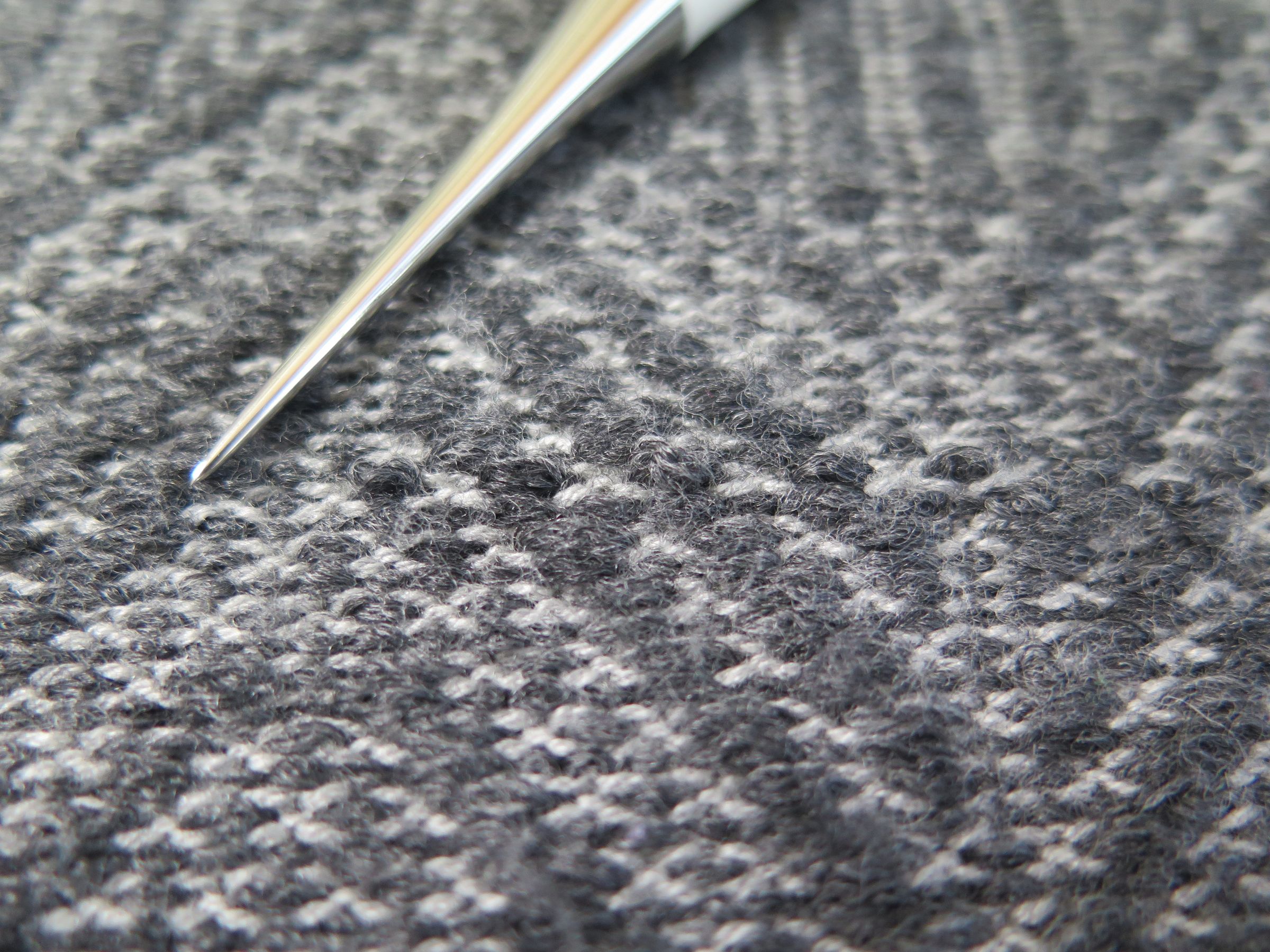 How to Fix a Snagged Sweater 3 Steps (with Pictures) Instructables