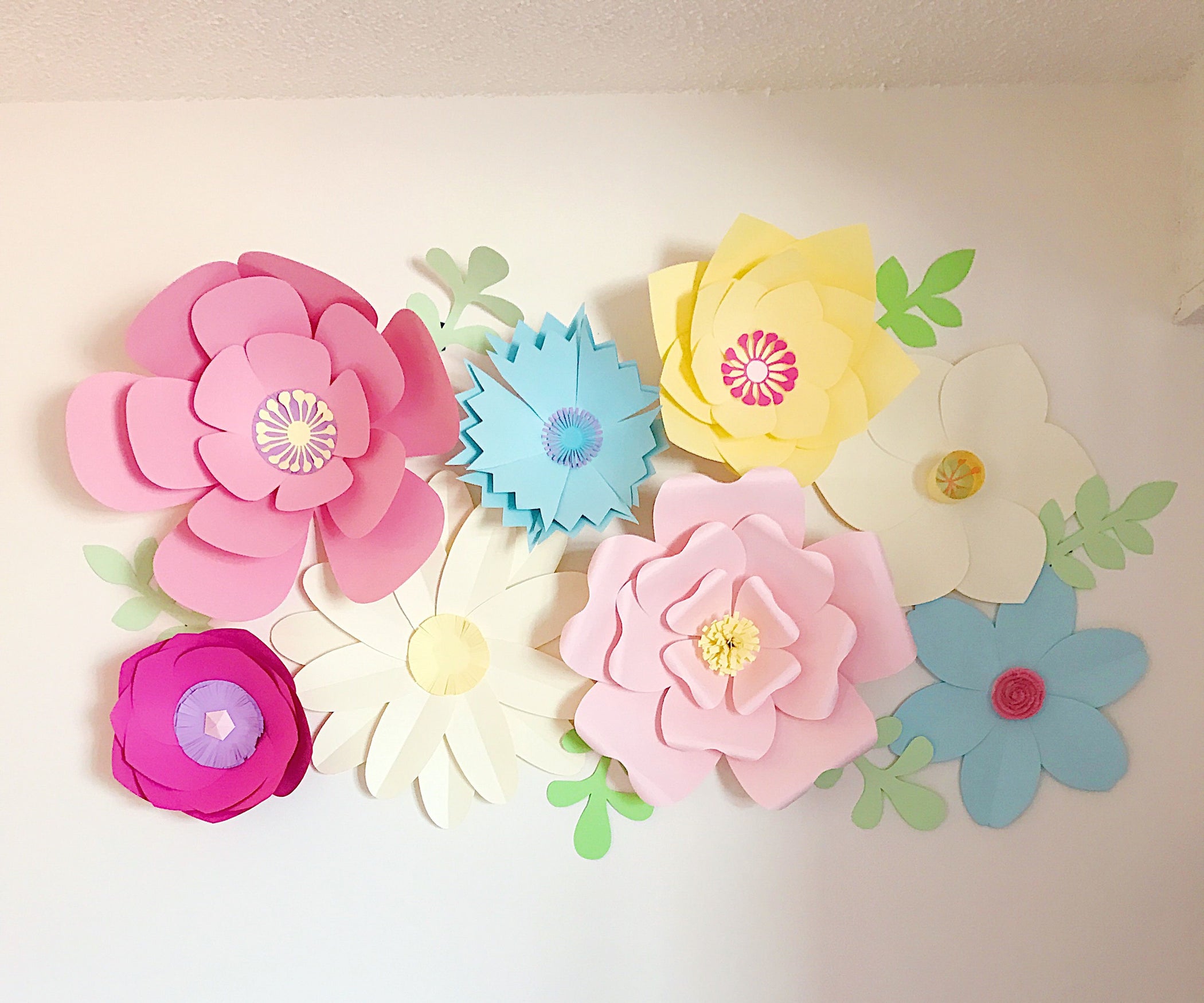 Giant Paper Flower Wall Decor 16 Steps (with Pictures) Instructables