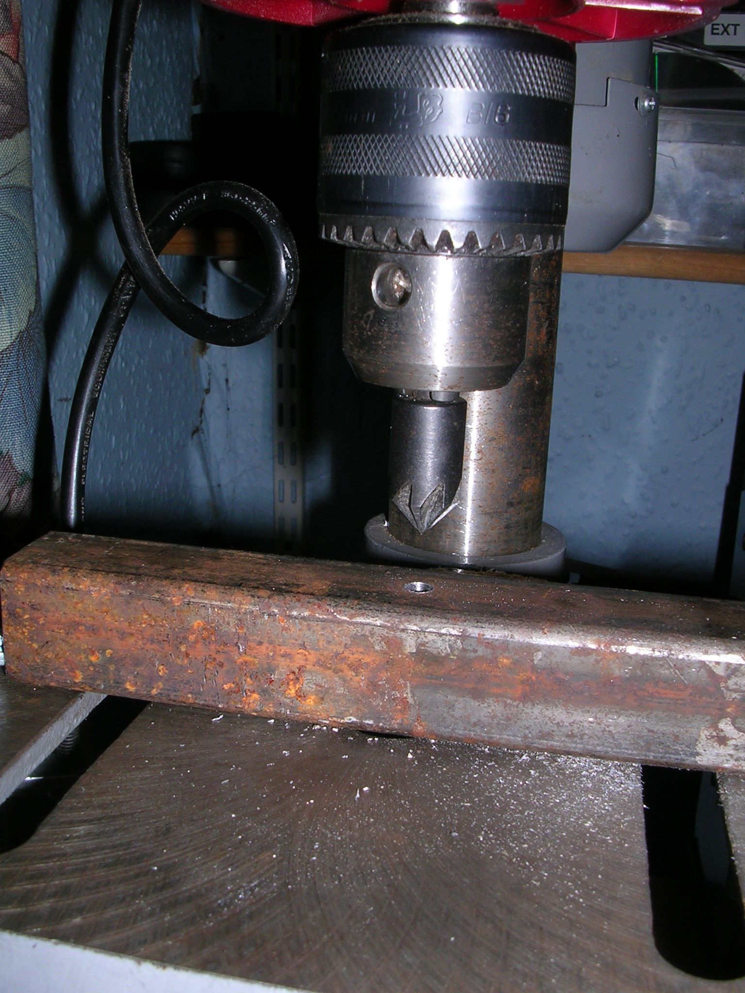 Simple Drill Jig for Drilling a Perfect Hole in a Sphere. 3 Steps