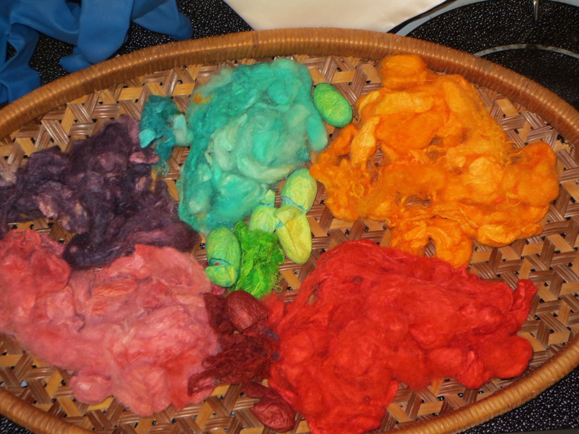 Easy Artistic Dye Technique Using Microwave Oven 4 Steps (with