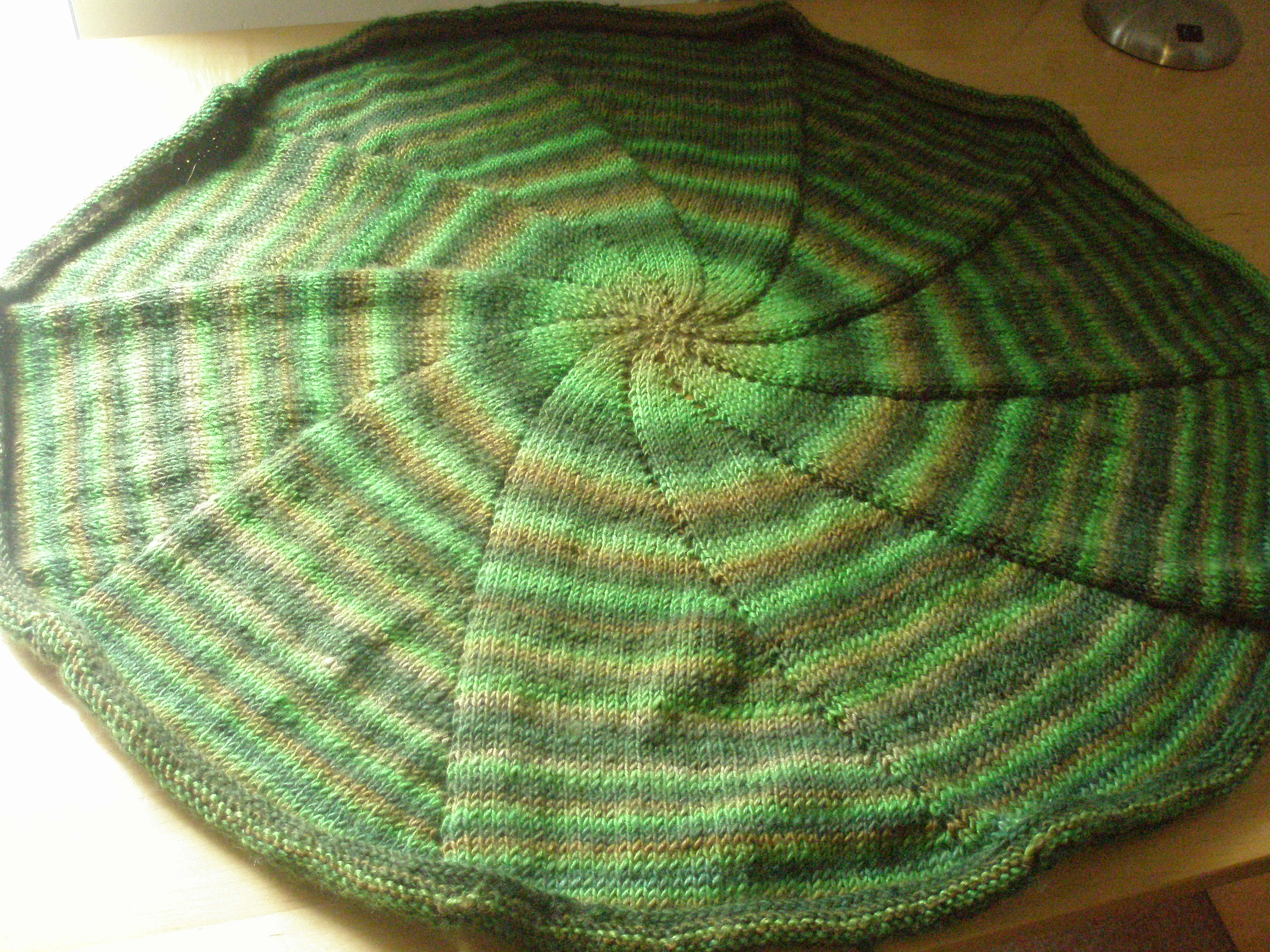 Circular Blanket Knitted In The Round 5 Steps With Pictures Instructables