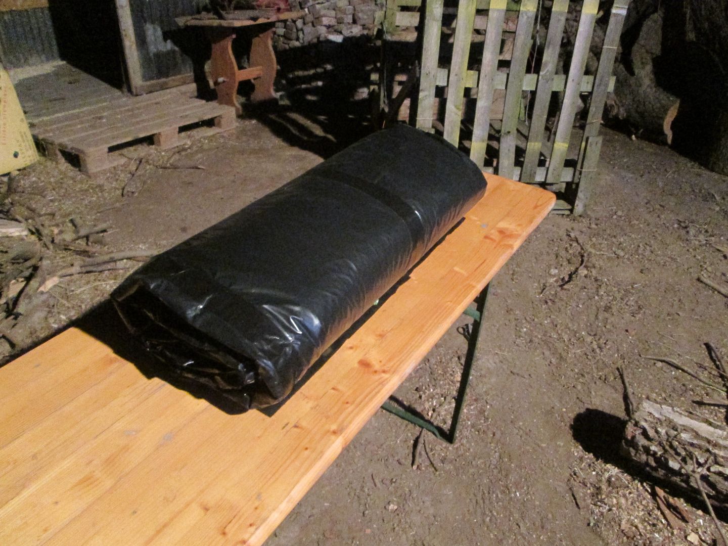 Survive Without Style the Ultimate Garbage Bag Shelter 9 Steps