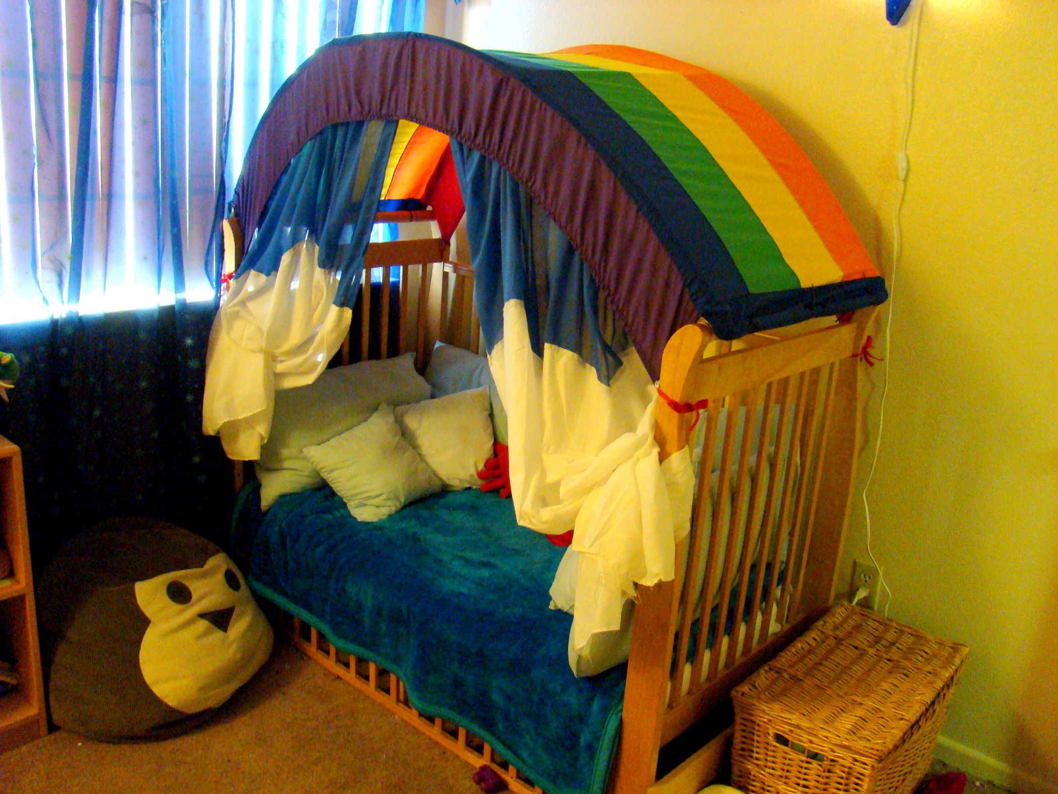 Make a Rainbow Canopy for Your Child's Room 10 Steps (with Pictures
