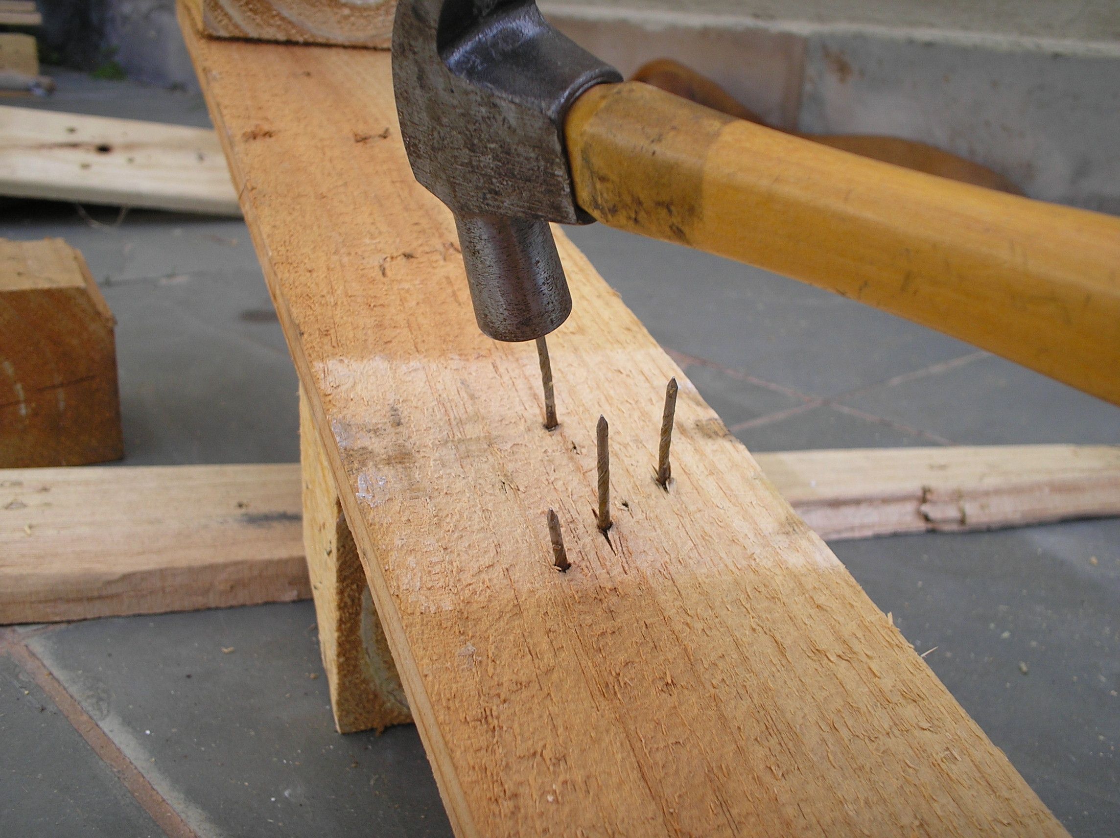 Pallet Workbench 4 Steps Instructables