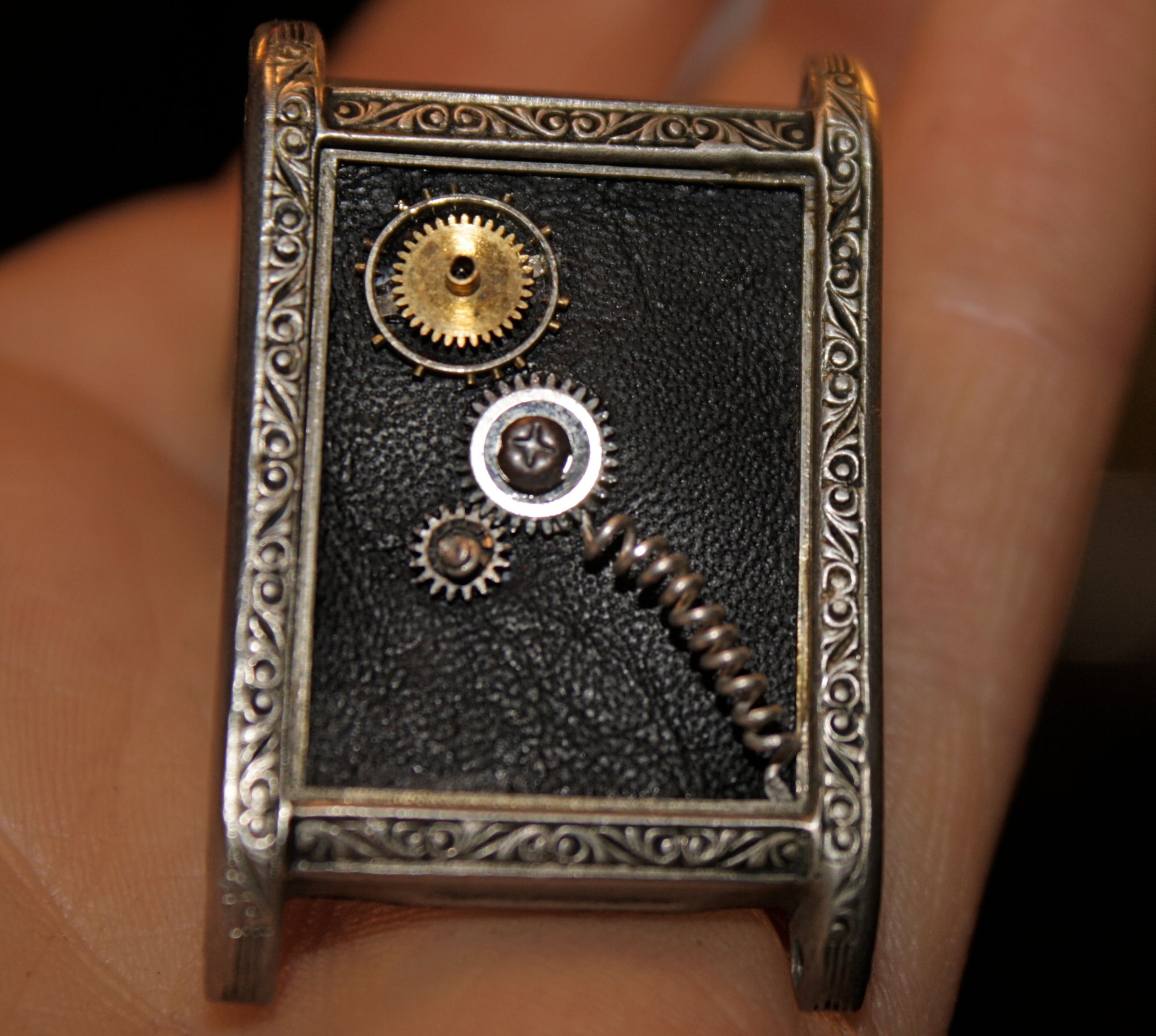 "time-lock" steampunk watch-case locket DIY Project DIY Project Image