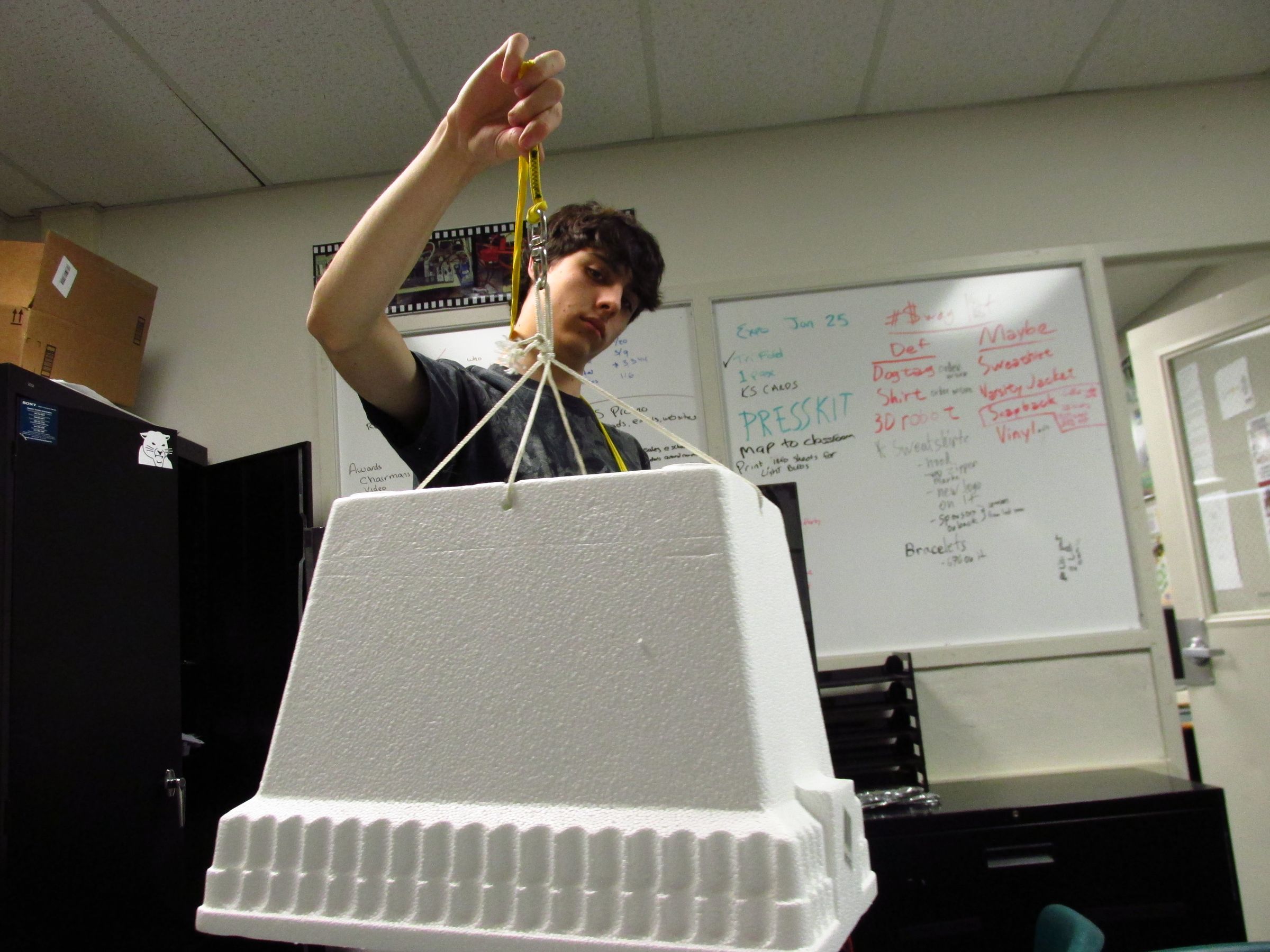 How to Make a Customizable Weather Balloon 12 Steps Instructables