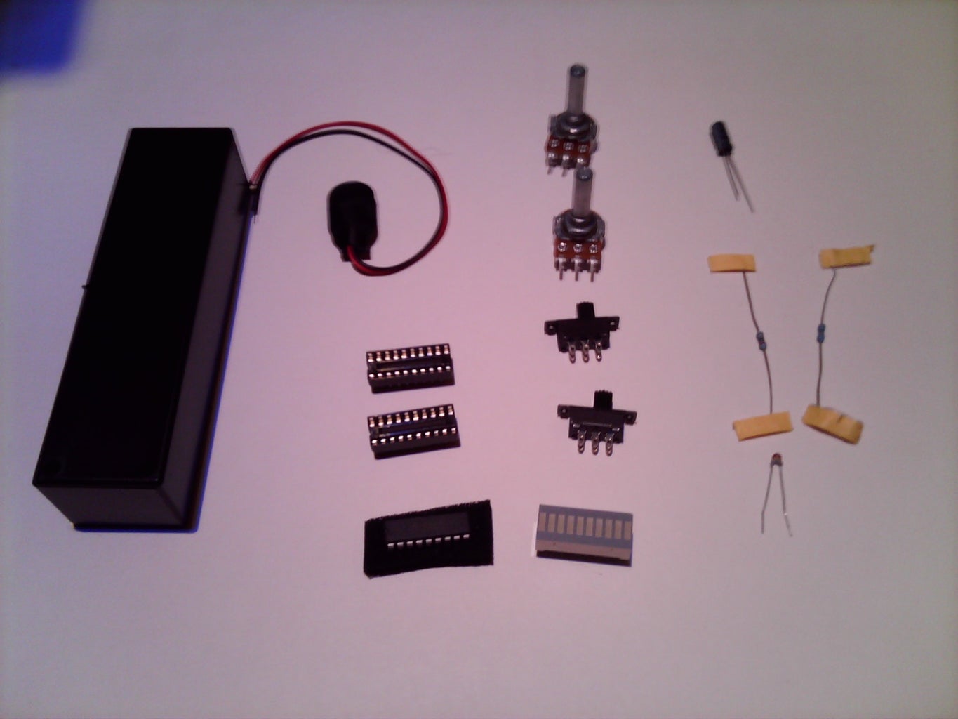 Make a Digital Thermometer : 5 Steps Circuit Diagram