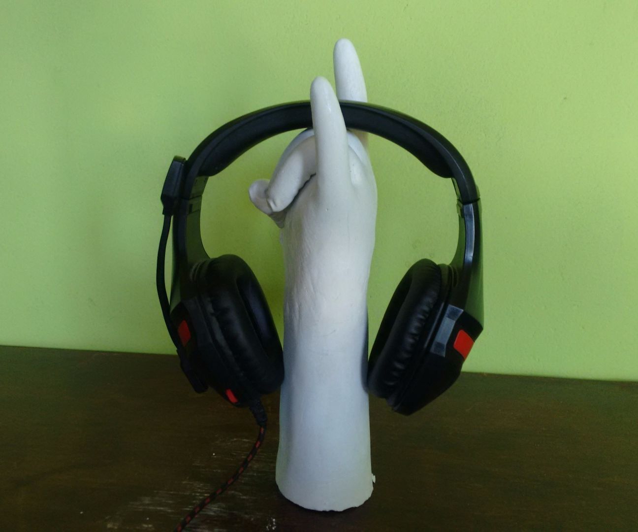 stand for headset (rock theme) DIY Project DIY Project Image