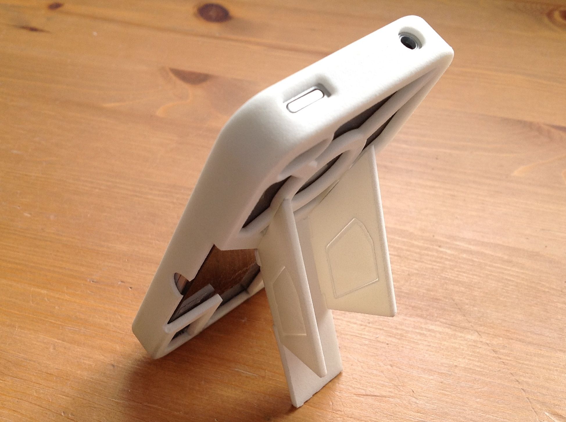 TriStand 3D Printed IPhone Case With Built in Stands 3 Steps
