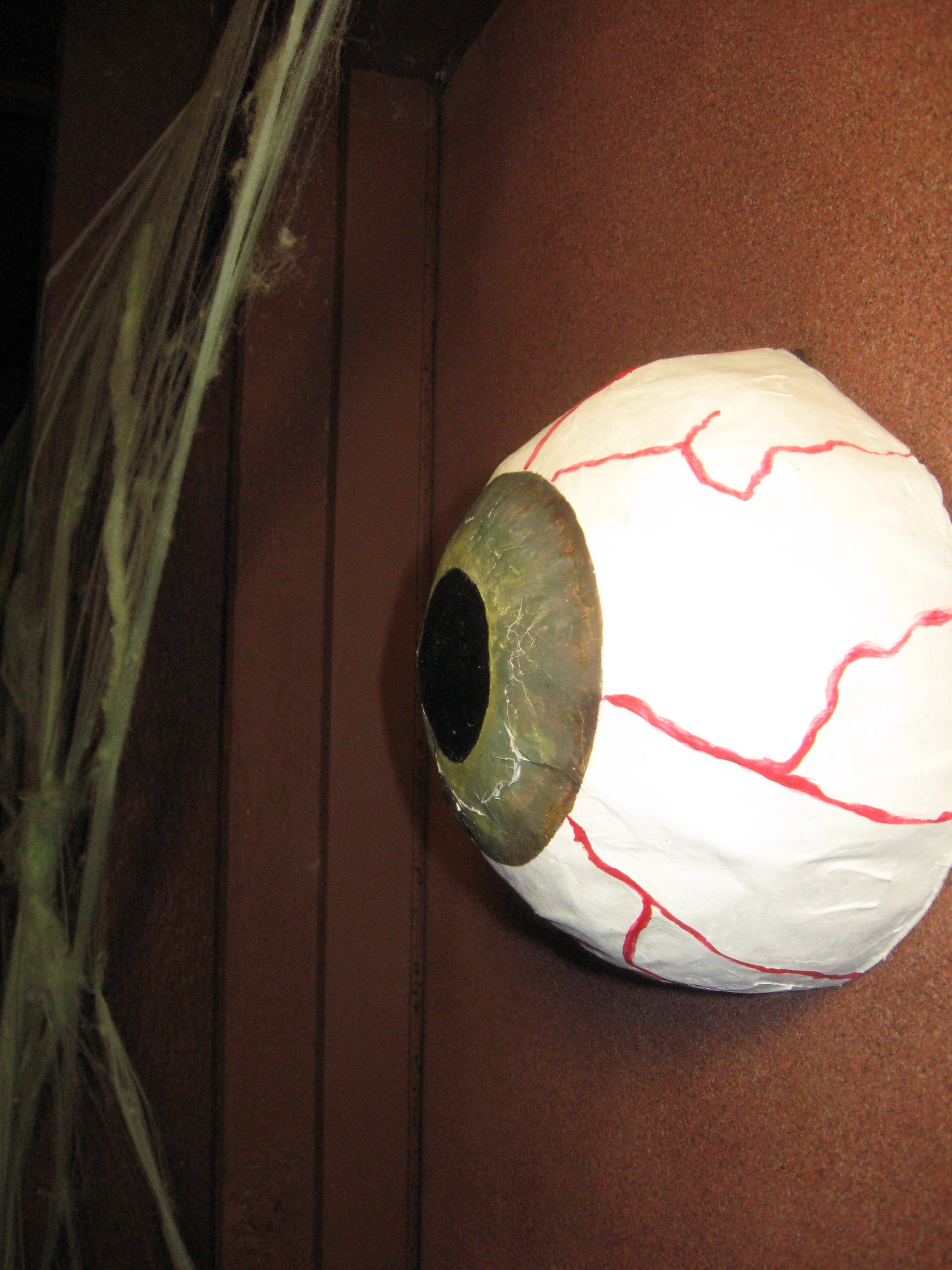 Eyeball Door Hanging 4 Steps Instructables