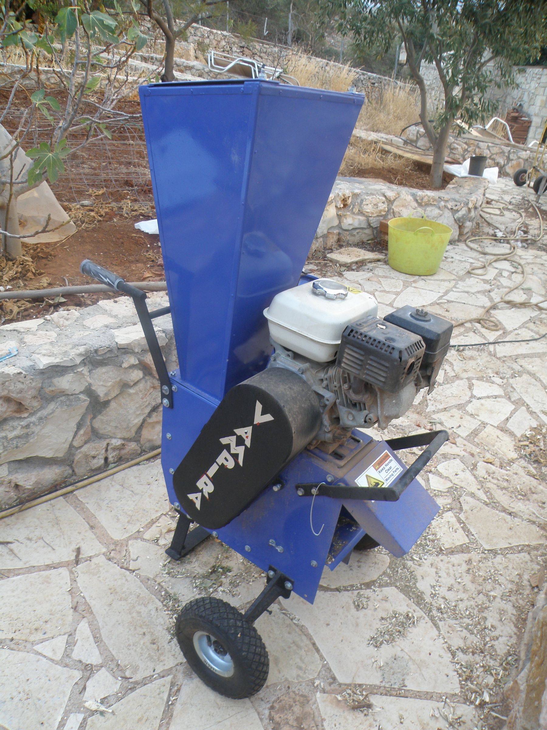 Homemade Leaf Shredder Plans 4 Tips For Using A Chipper Shredder The