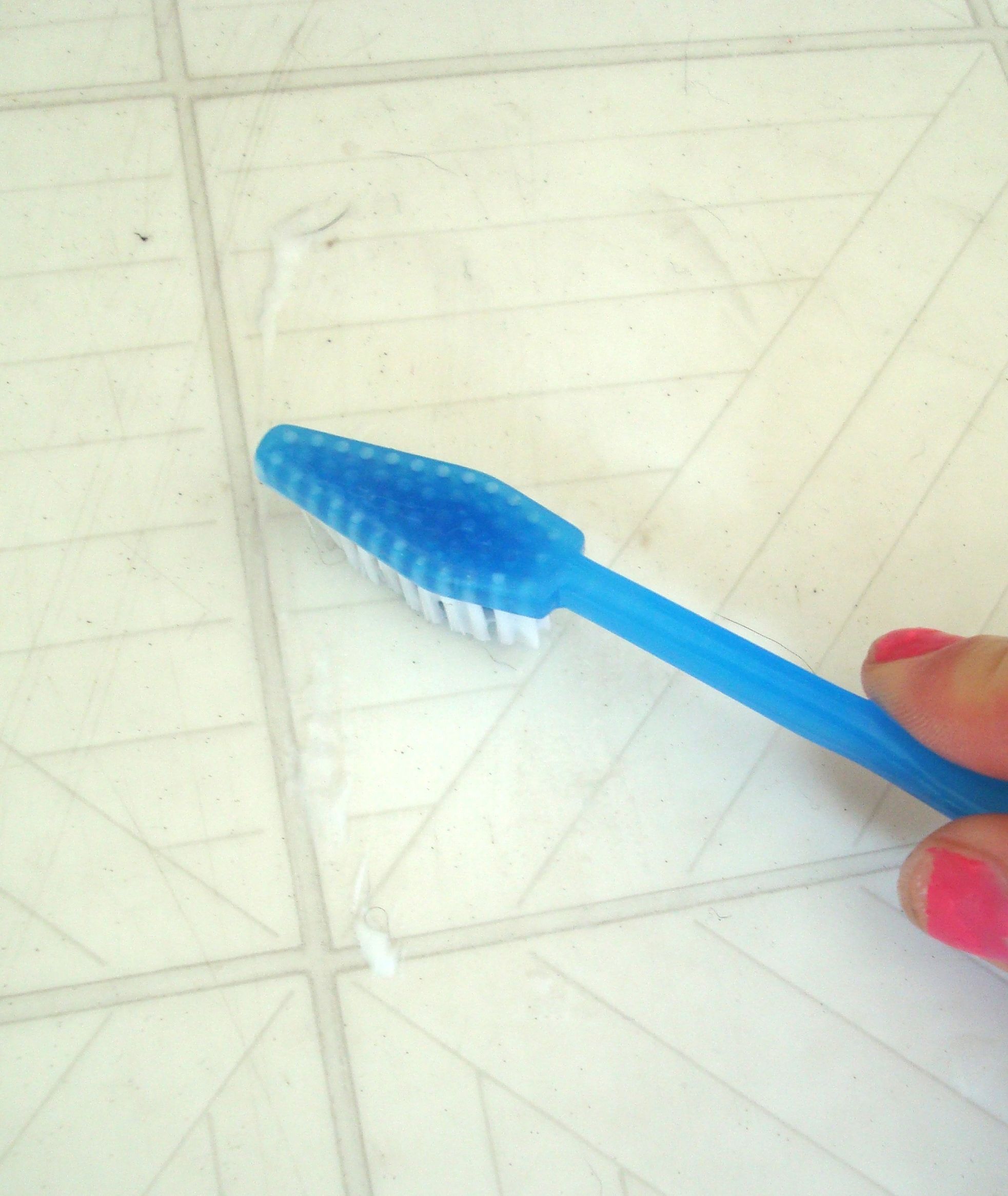 10 Uses for Your Old Toothbrush 10 Steps (with Pictures) Instructables