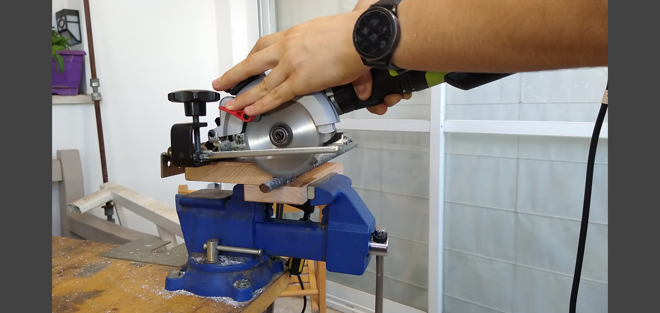 Top 10 Ways to Cut Metal Without an Angle Grinder! 11 Steps (with