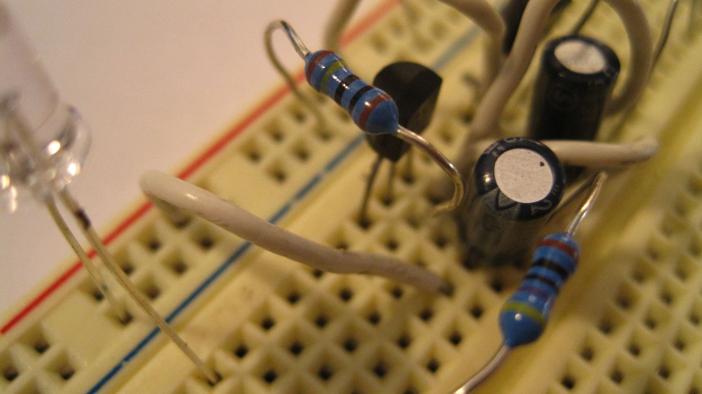 Two Transistor LED Flasher Circuit 5 Steps Instructables