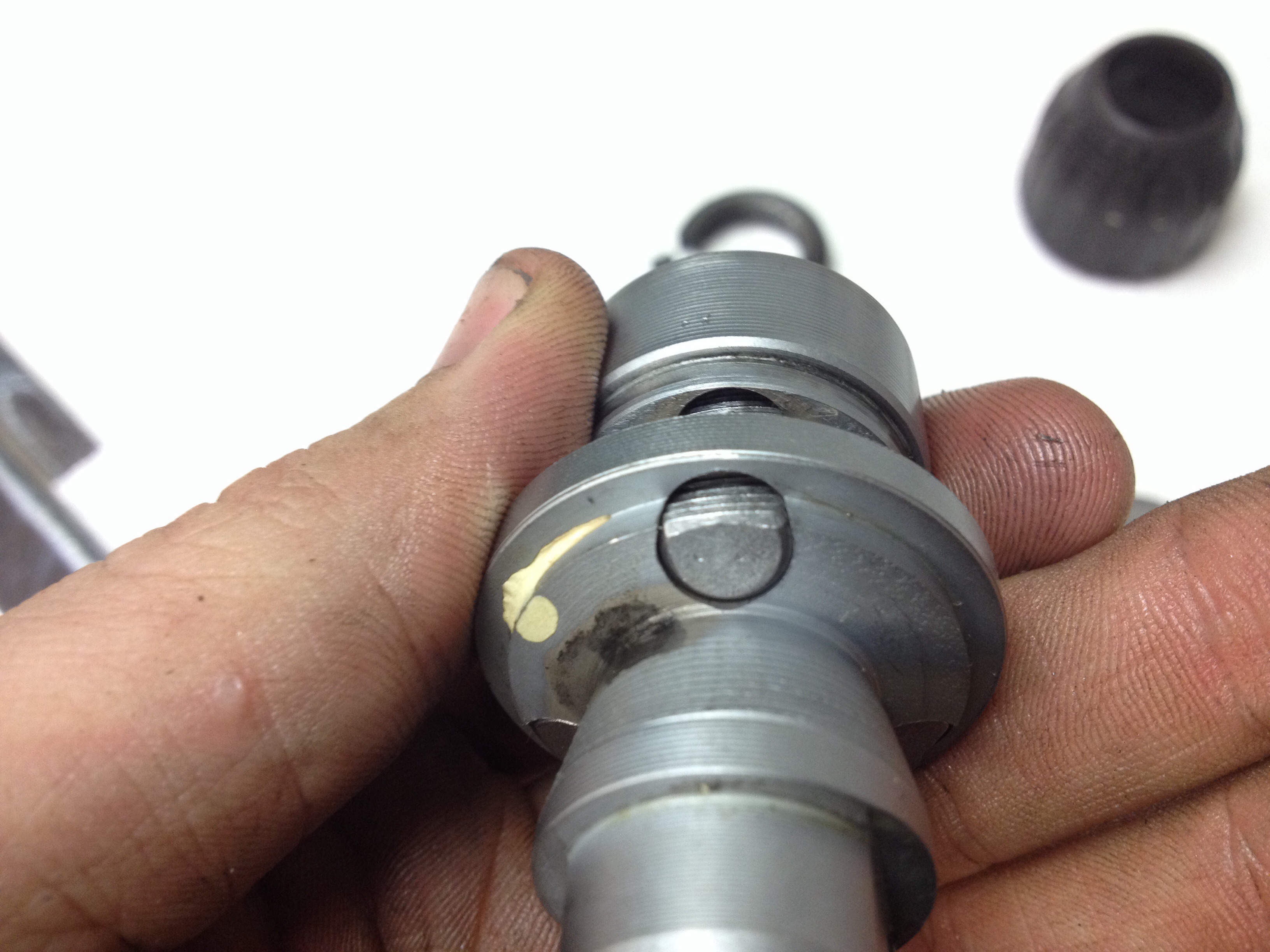 How to Disassemble a Keyless Drill Chuck 9 Steps (with Pictures