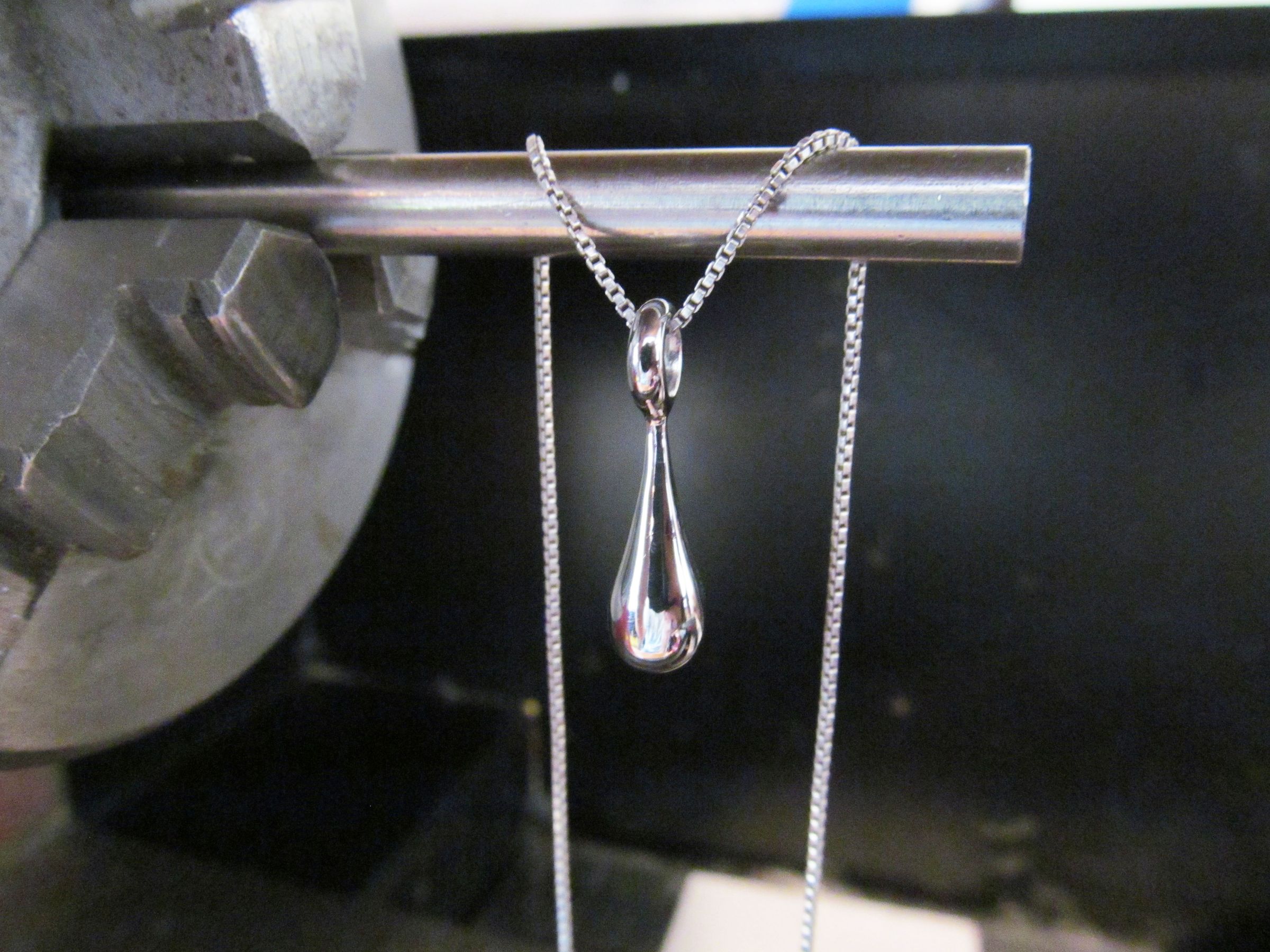 Stainless Teardrop