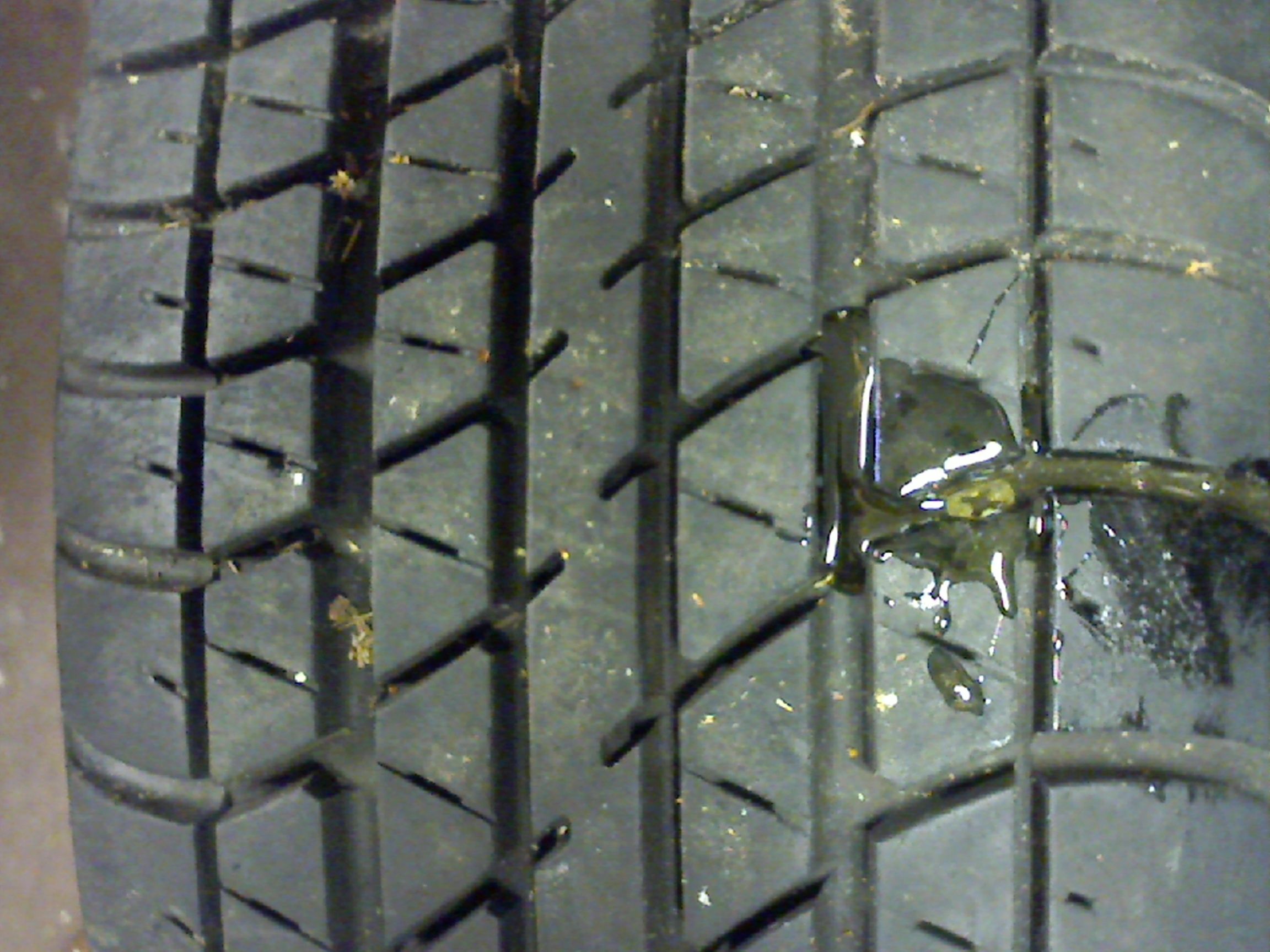 Tire Plug Gorilla Glue Edition 6 Steps Instructables