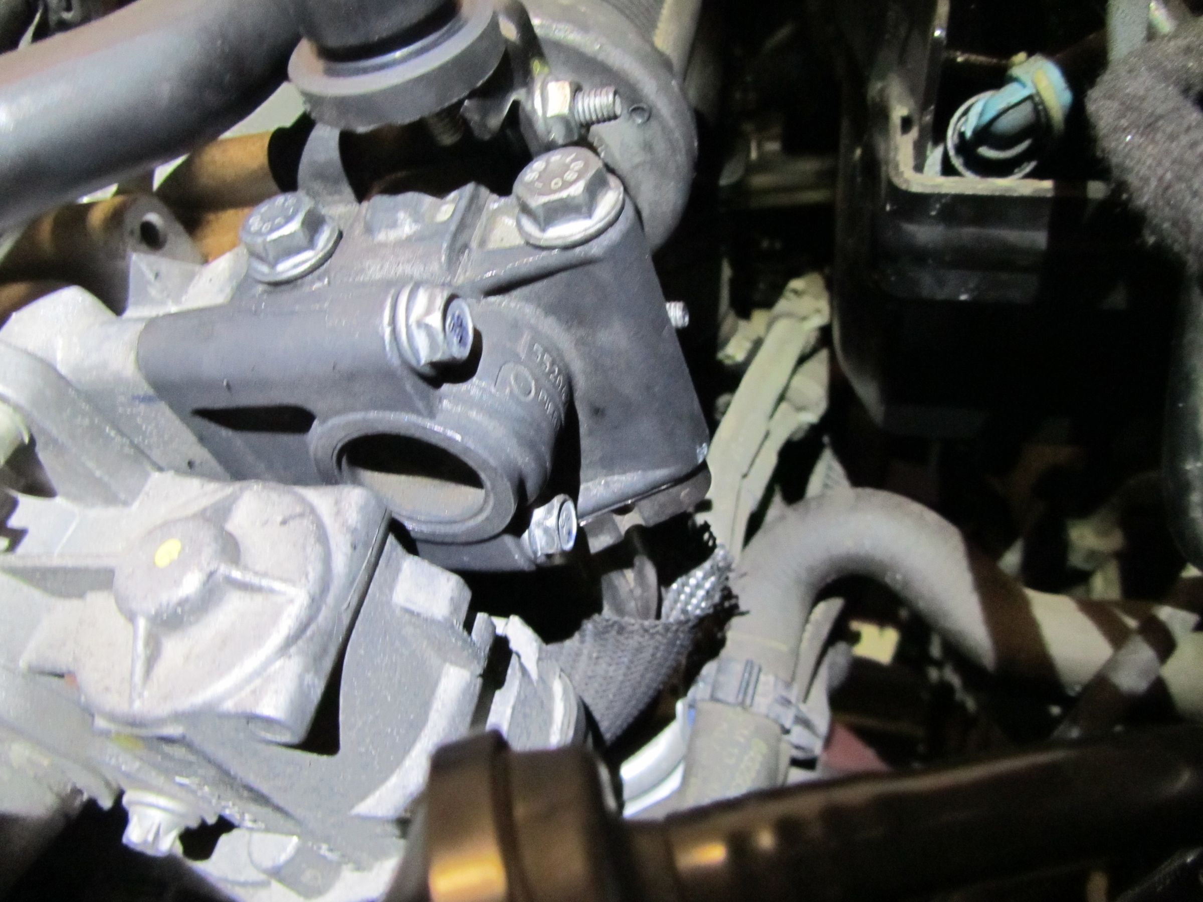 Swirl Flap Repair and EGR Blanking on Astra H 1.9 CDTI 5 Steps