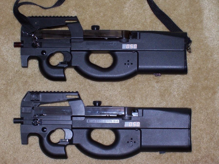 Conversion of Cheap Airsoft P90 to Miles Laser Tag. 20 Steps (with