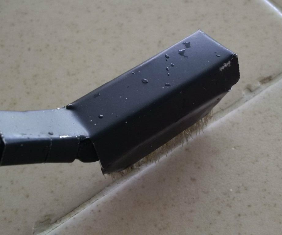 Grout Cleaning Brush 3 Steps Instructables