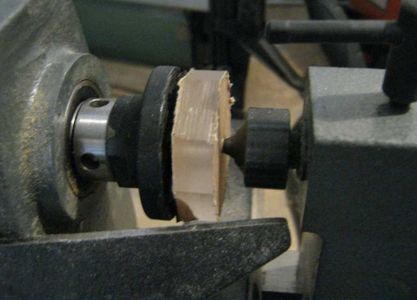 Inexpensive Dremel Router Attachment : 6 Steps (with Pictures ...