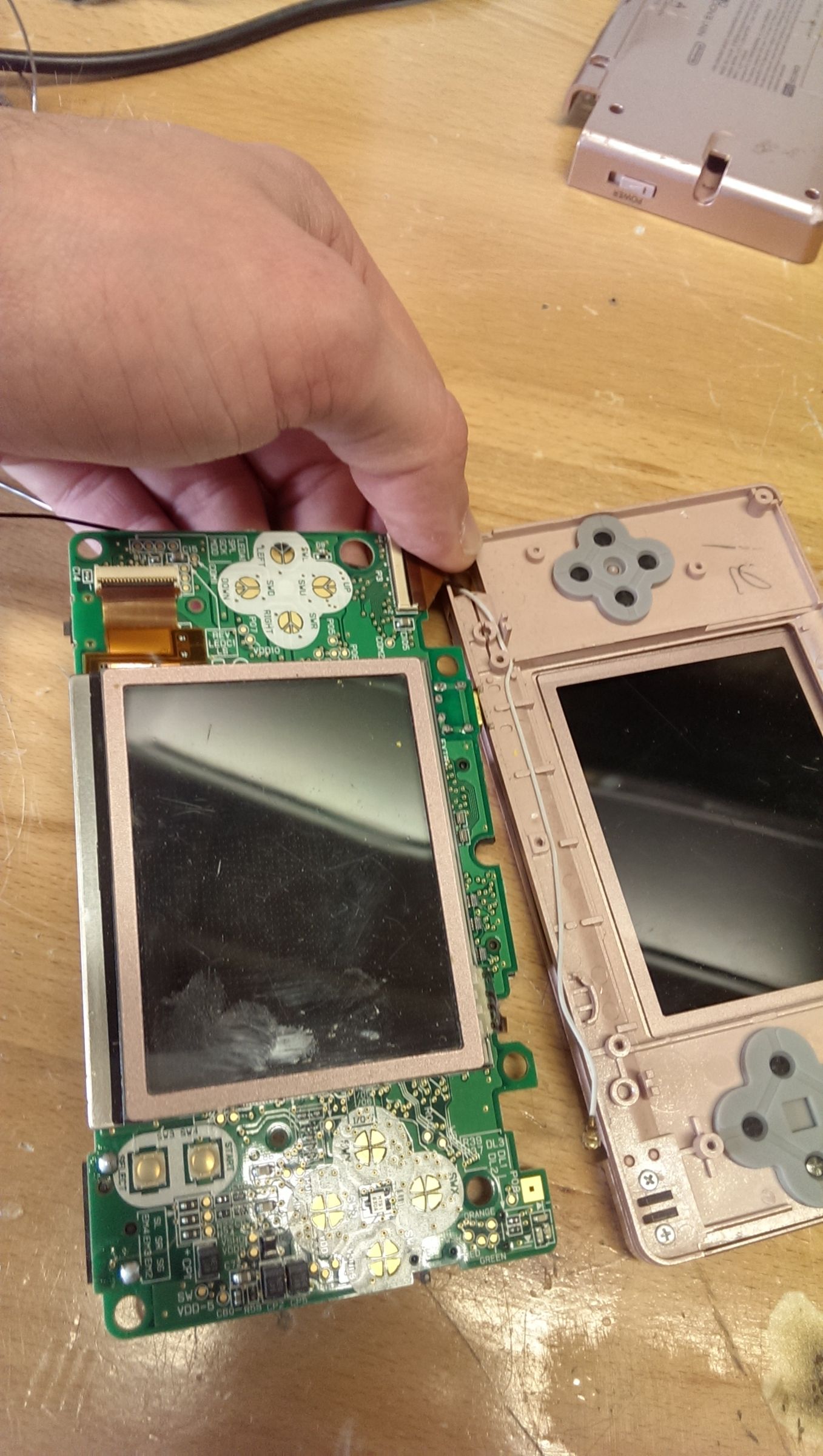 How to Fix a Broken Ds Lite 16 Steps Instructables