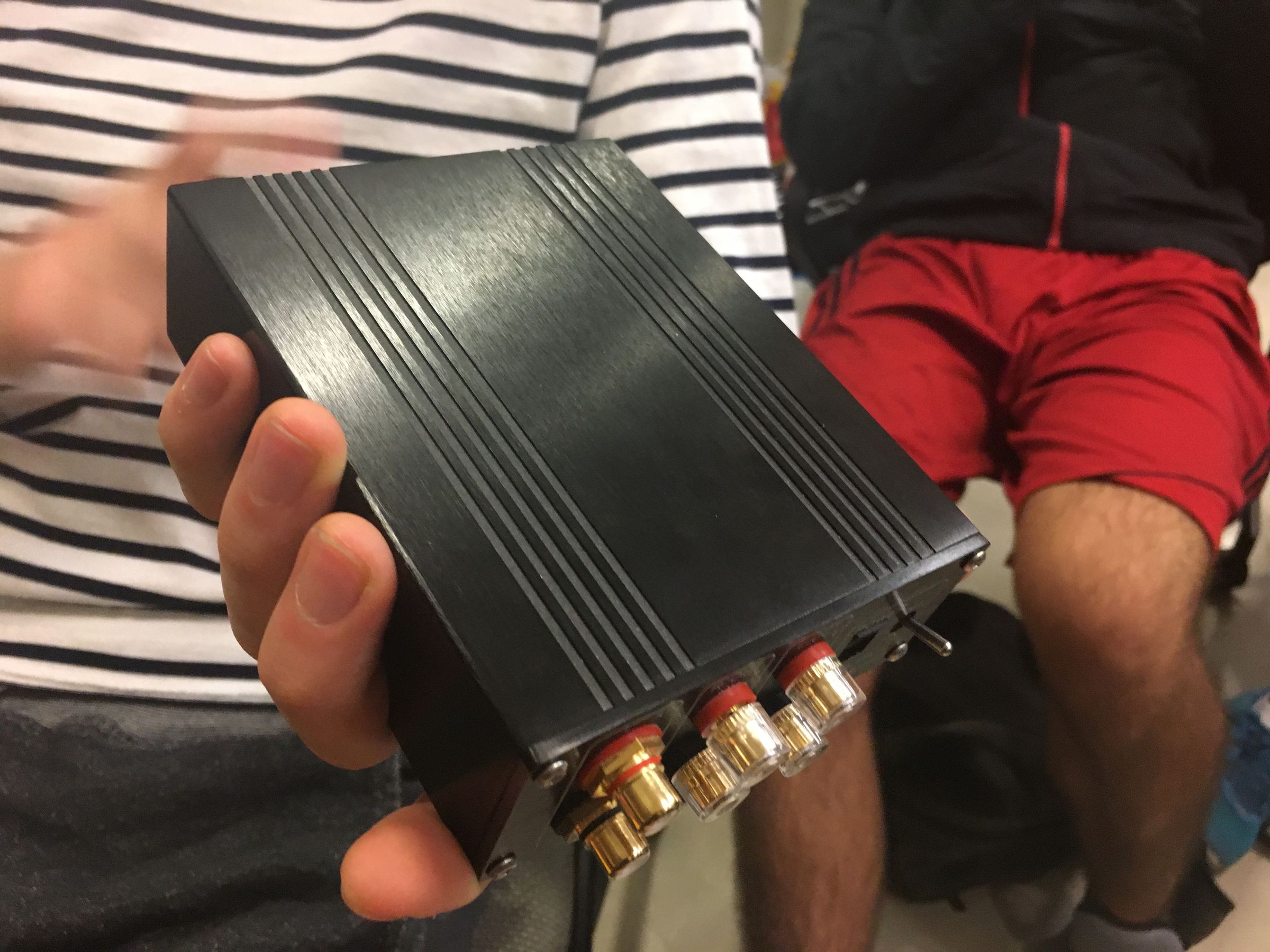 Repairing a Speaker Amp 8 Steps (with Pictures) Instructables