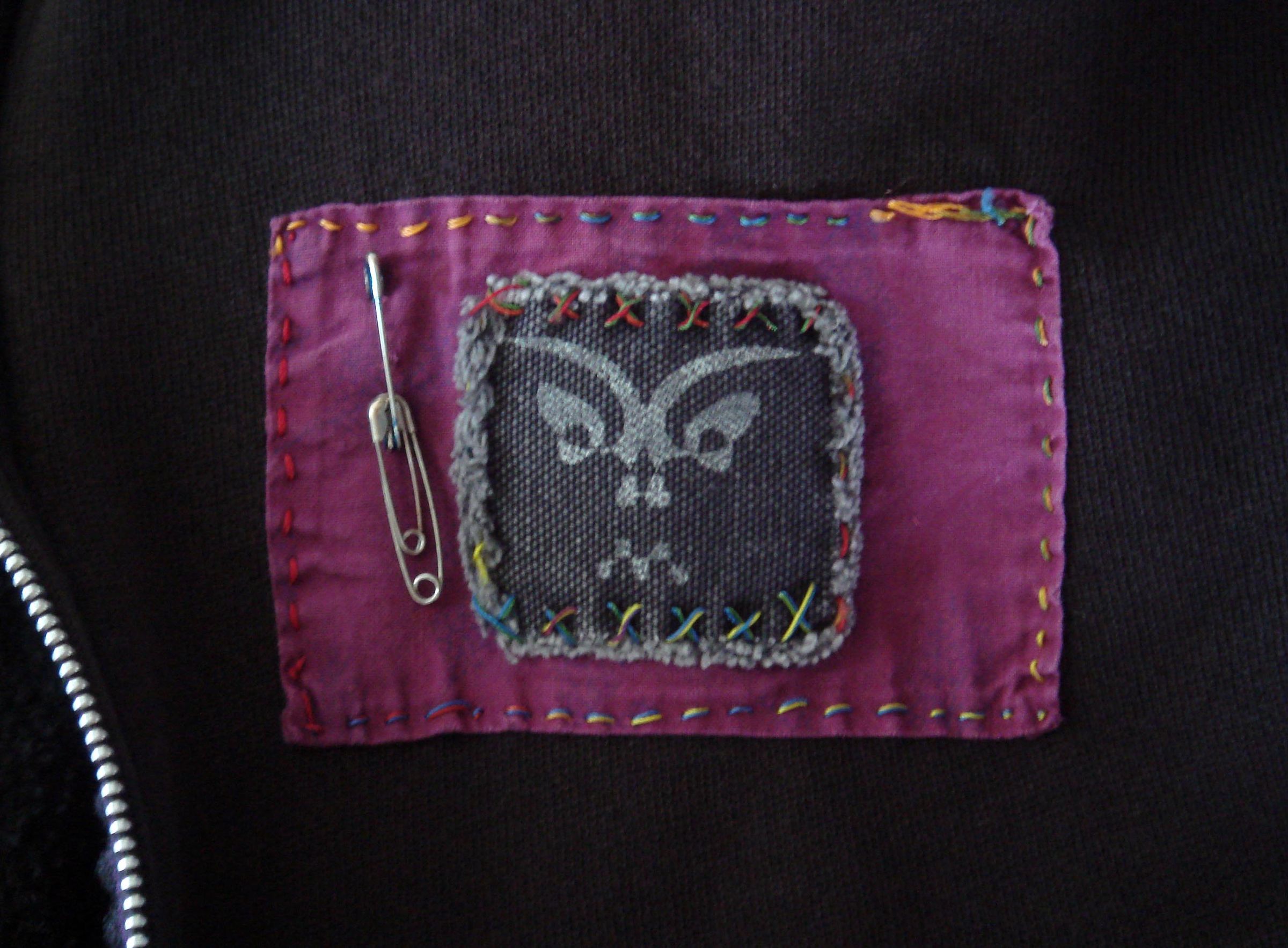 How to Patch Your Clothes 6 Steps (with Pictures) Instructables