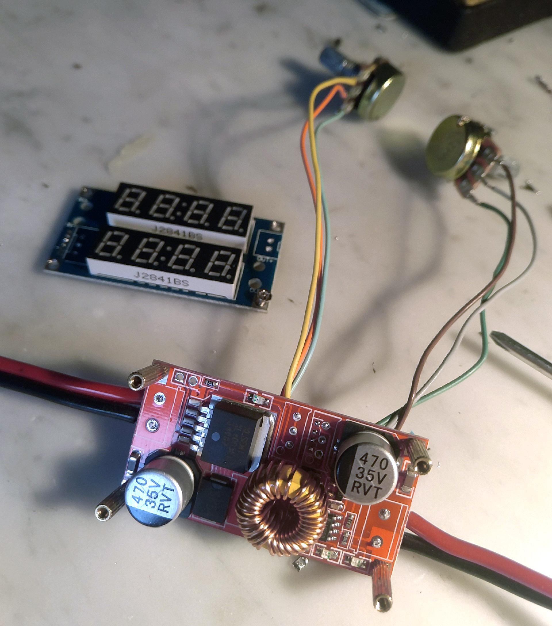 Mini Regulated Power Supply Unit [UPDATED] : 15 Steps (with Pictures