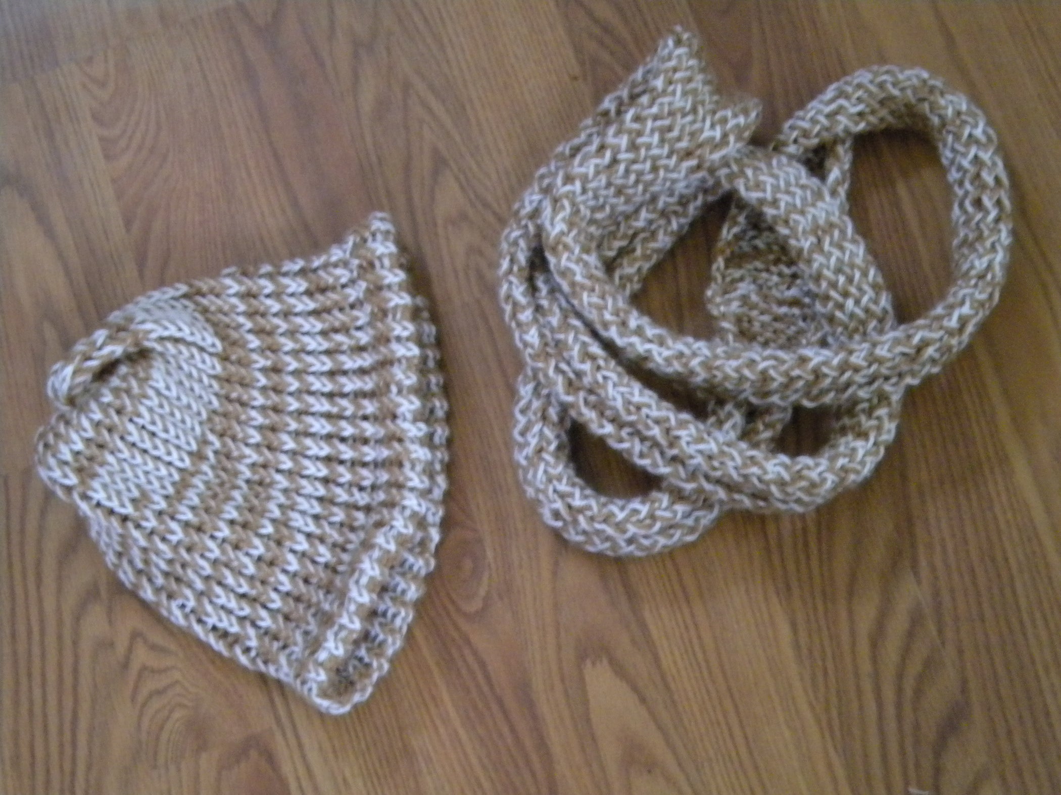 Infinity Scarf on a Loom 8 Steps Instructables