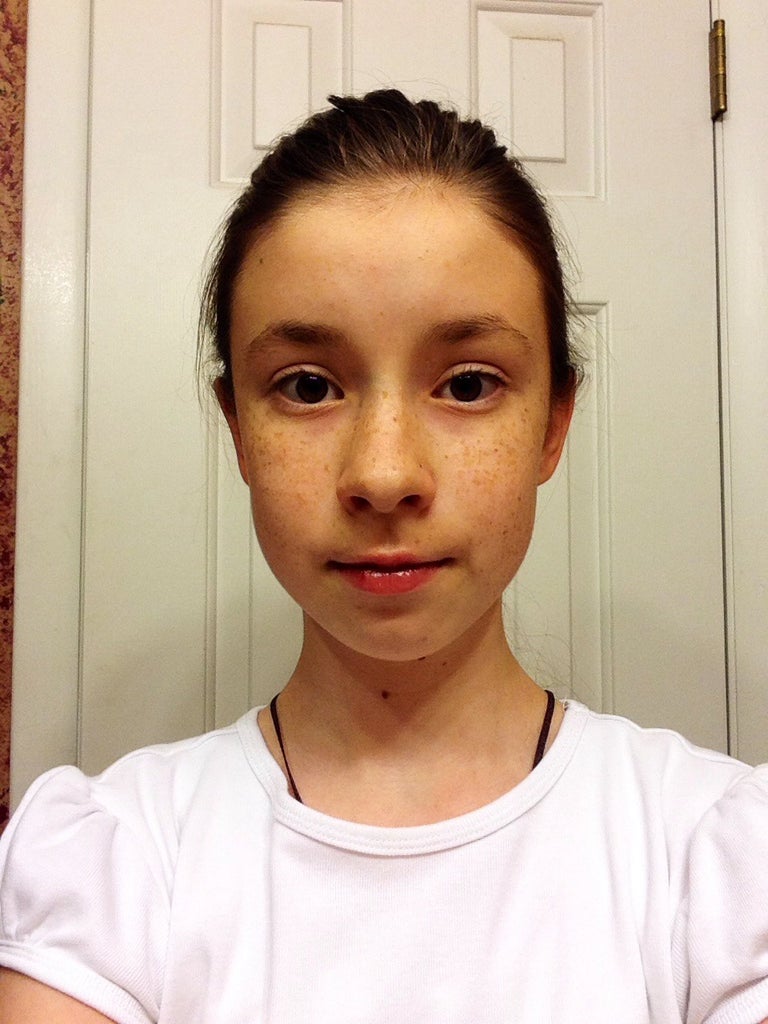 Kid S Stage Makeup 12 Steps Instructables