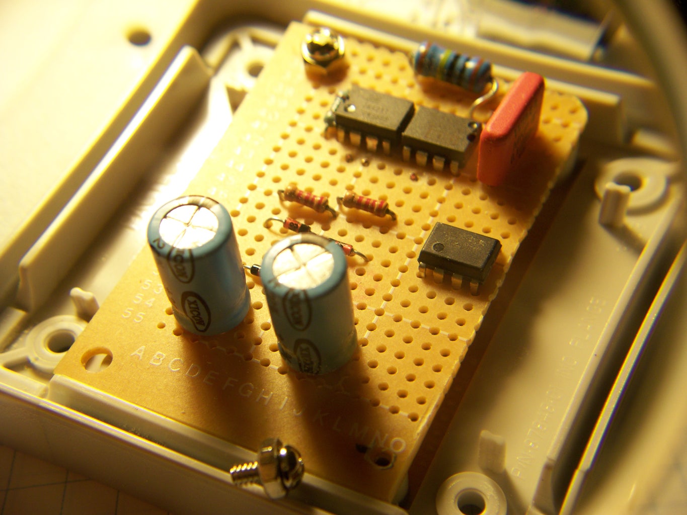 Build the $5 Microphone Preamp : 4 Steps - Instructables