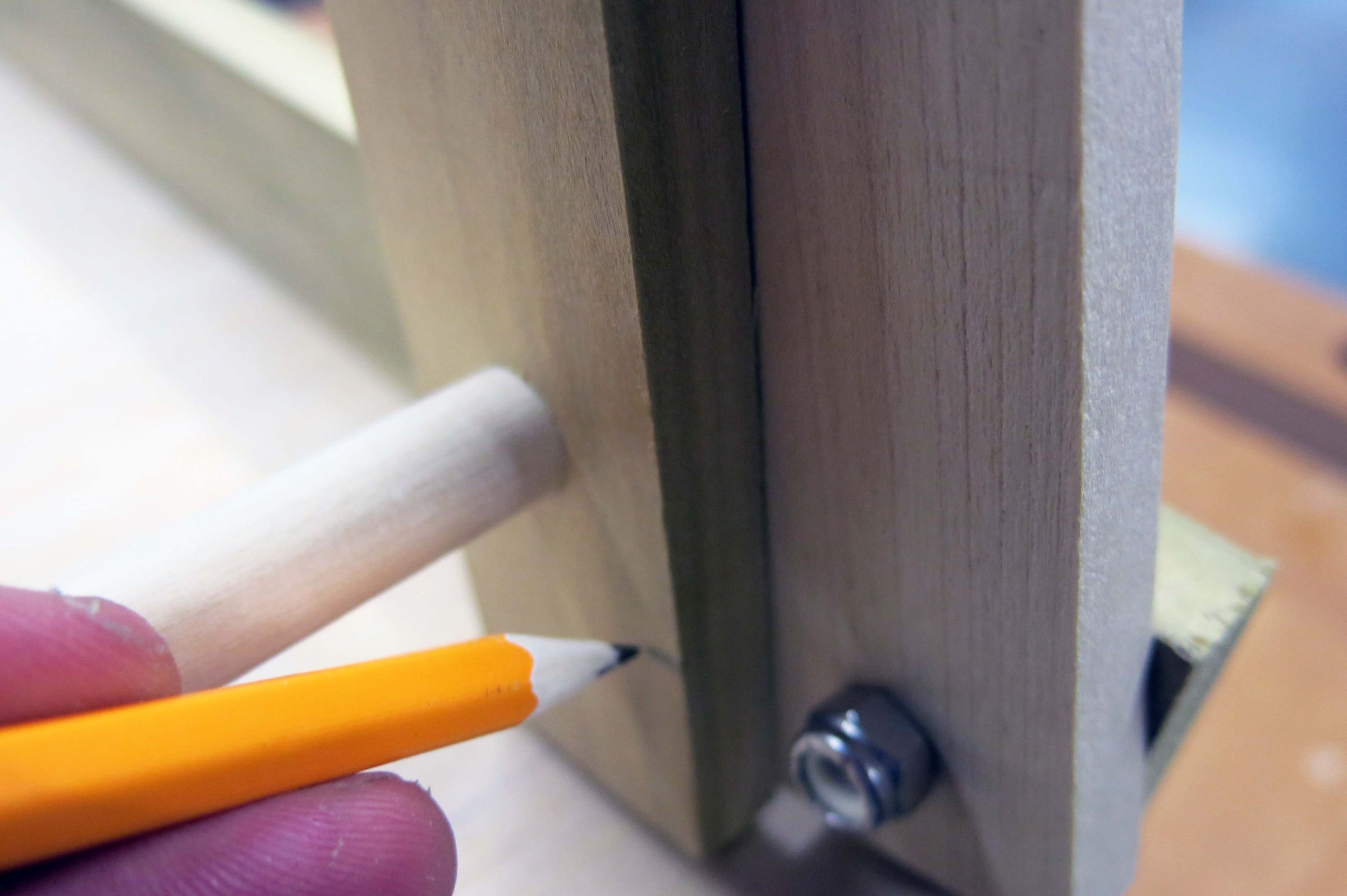 Work/Play TV Tray 8 Steps (with Pictures) Instructables