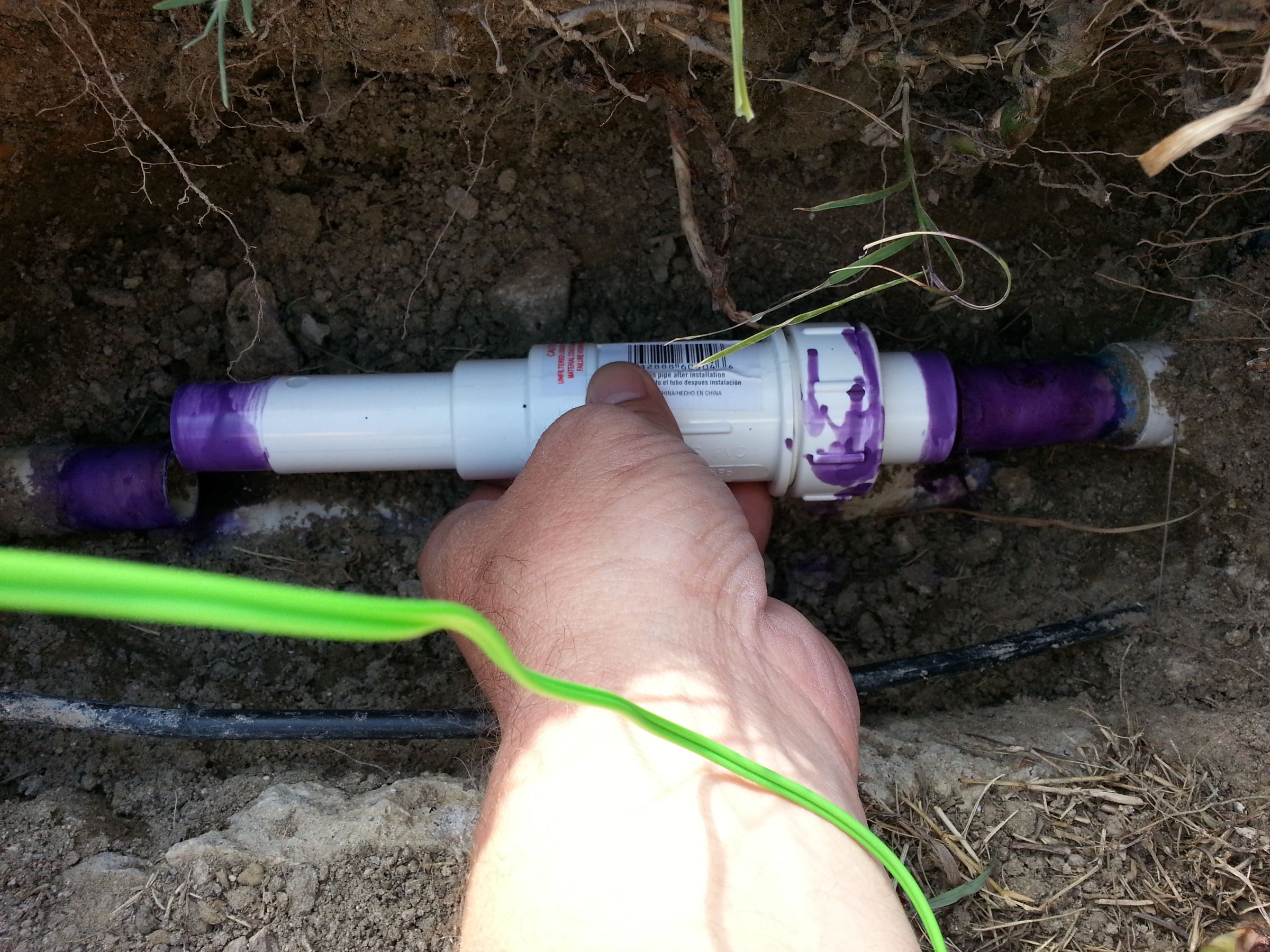 Broken Sprinkler Line Repair 4 Steps (with Pictures) Instructables