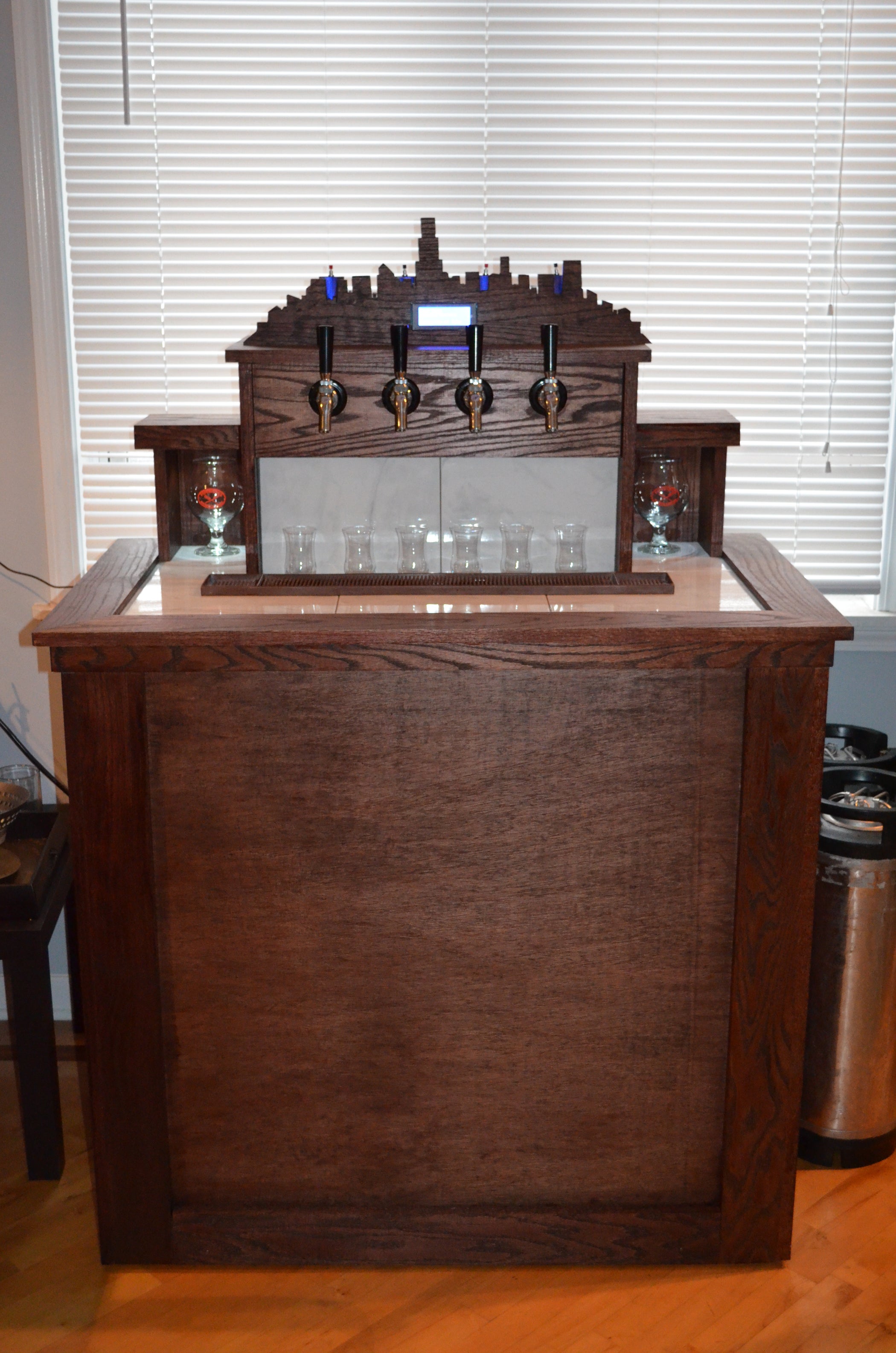 4 Tap Keezer (Kegerator + Freezer) 8 Steps (with Pictures