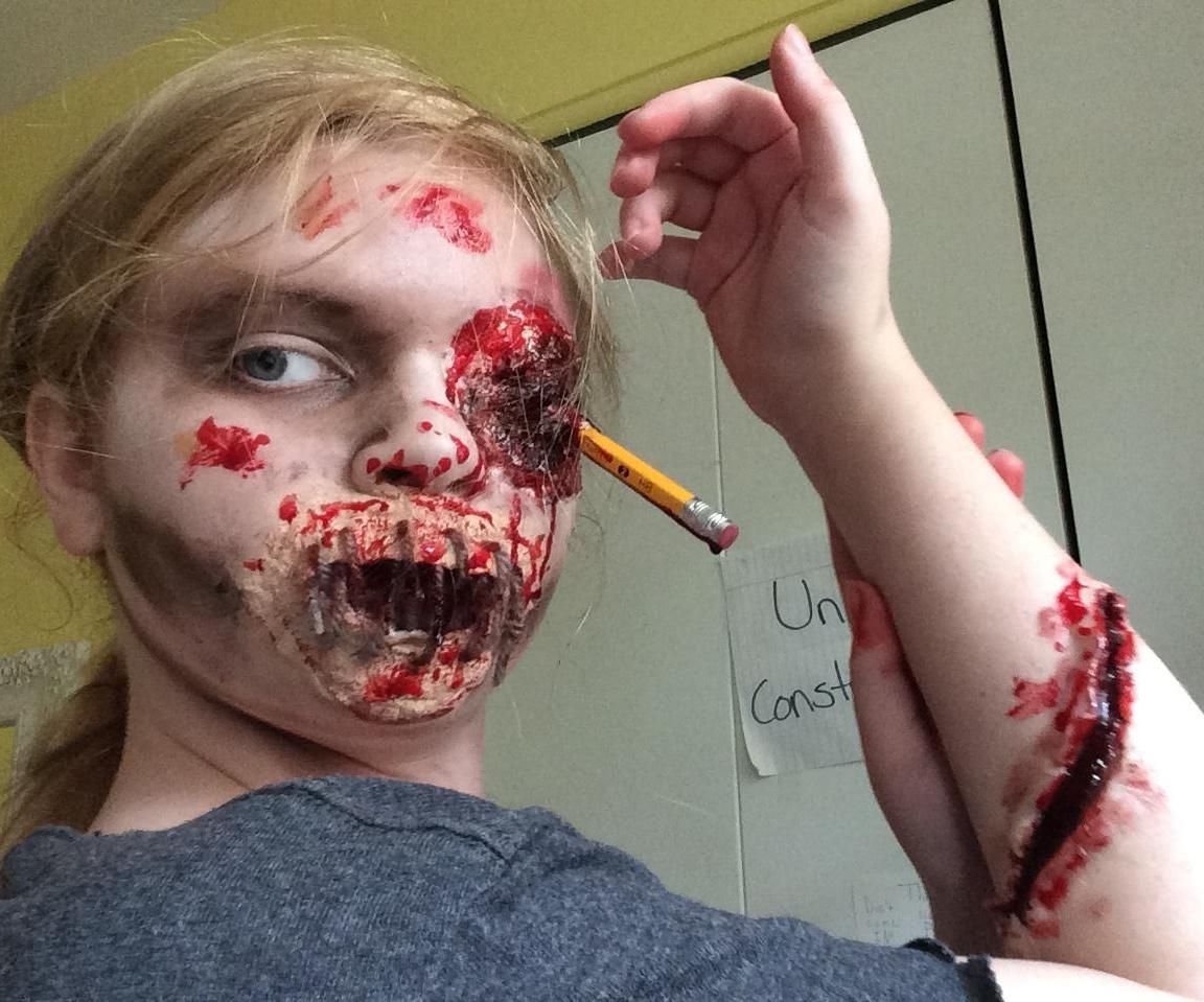 zombie halloween costume DIY Project DIY Project Image