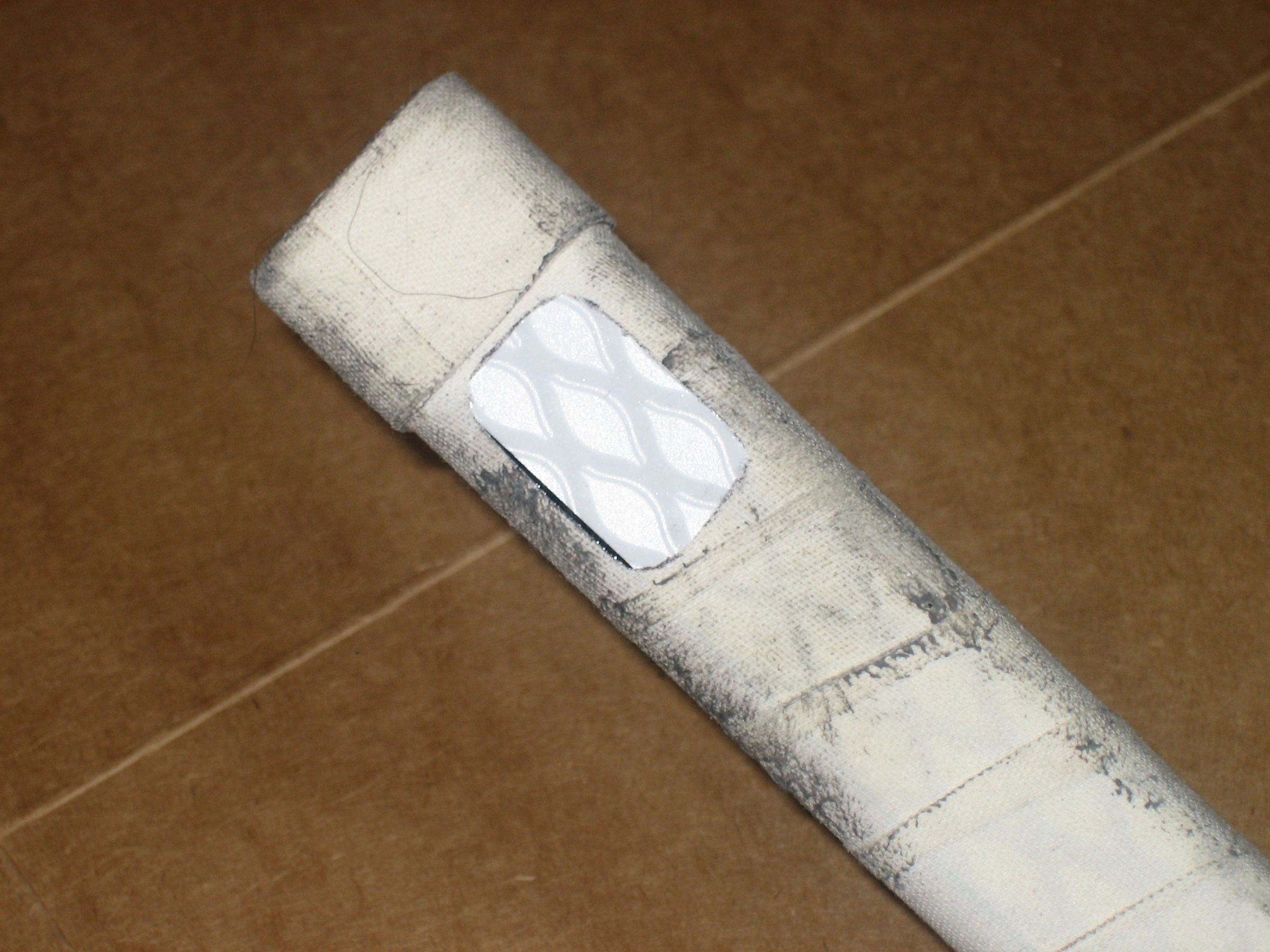 Removable Hockey Jersey Wall Mount 4 Steps (with Pictures