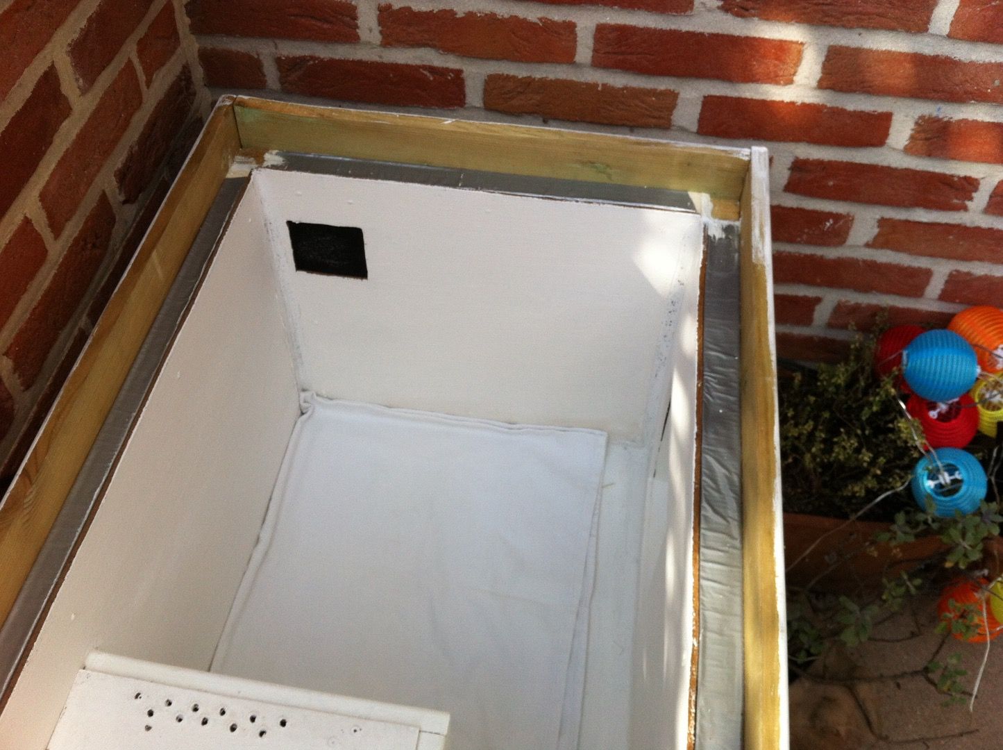 solar powered cat house