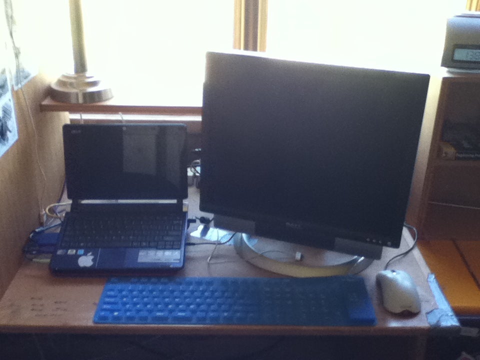 Turning a Laptop Into a Desktop Computer (no Soldering Required) 3