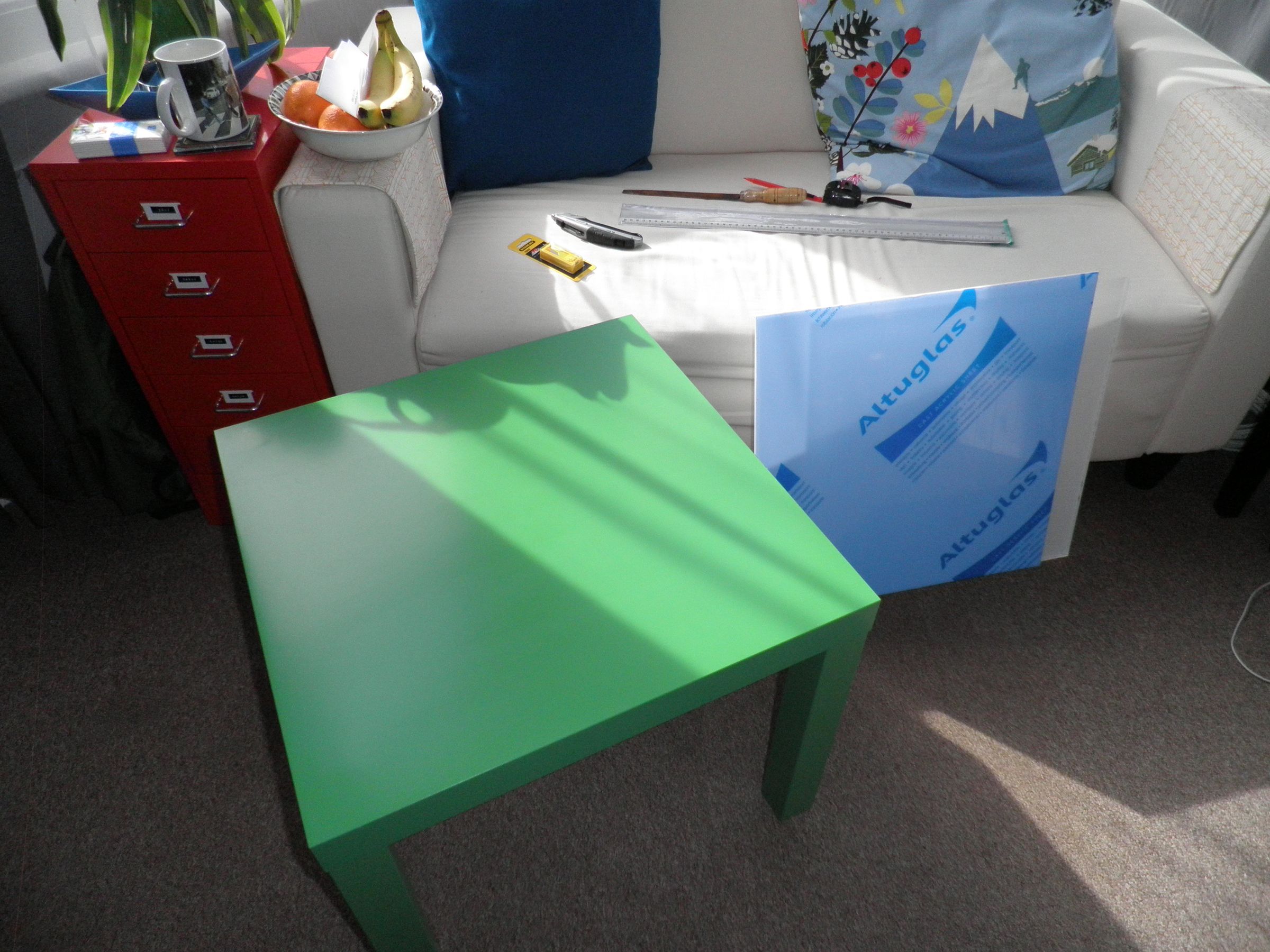 DIY Lightbox Build With Ikea Lack Table. 7 Steps (with Pictures