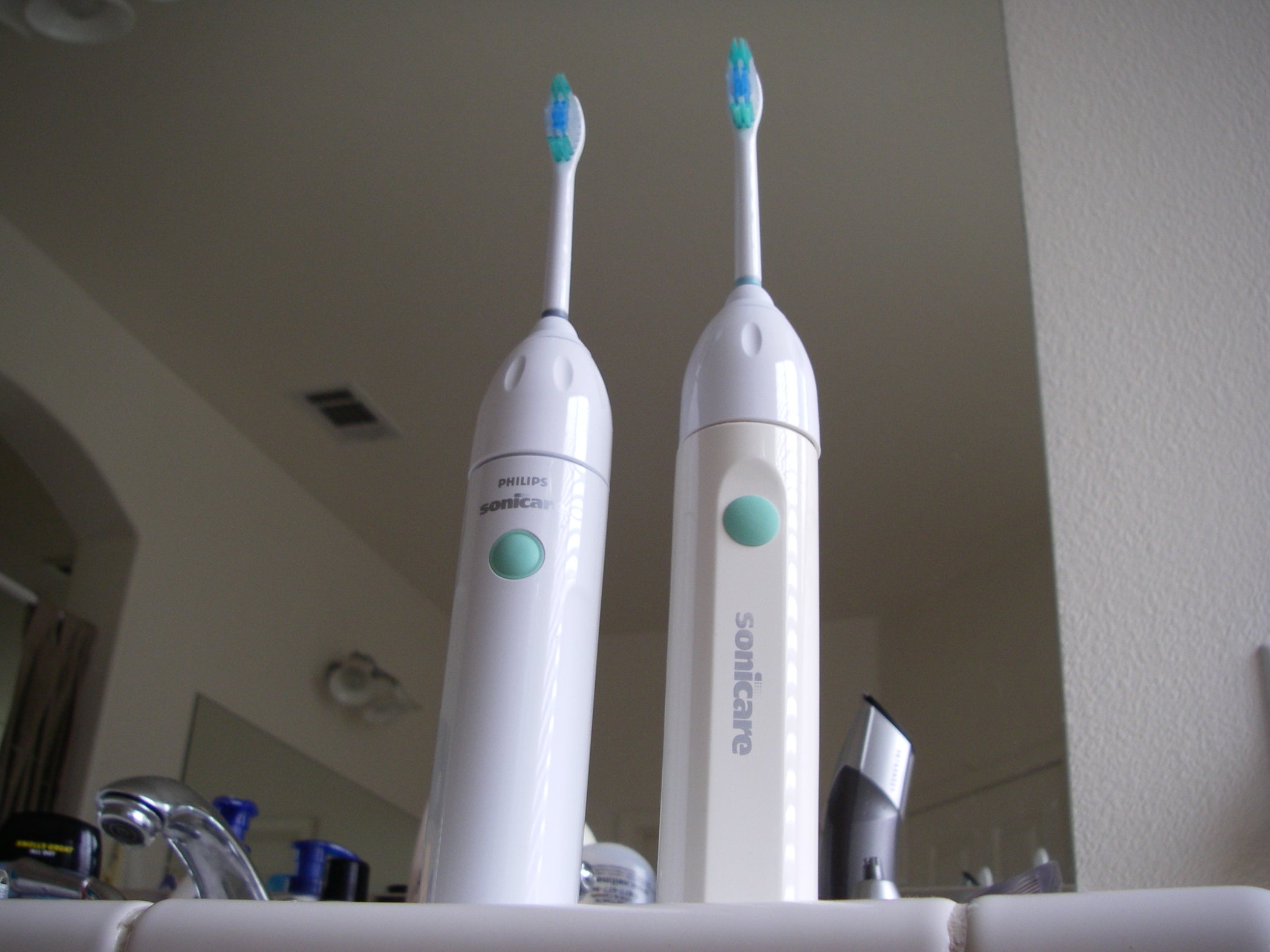 Convert Aseries Sonicare Toothbrushes to Use Eseries Heads 4 Steps