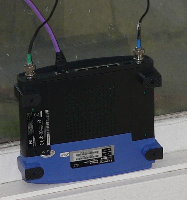 The Making Of A Beast Wrt54g Mods Part One 9 Steps With Pictures Instructables