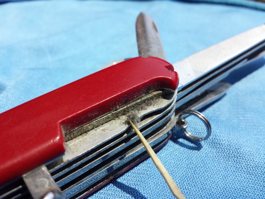 How To Service Your Swiss Army Knife. : 8 Steps (With Pictures) -  Instructables