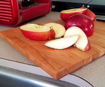a simple cutting board DIY Project DIY Project Image