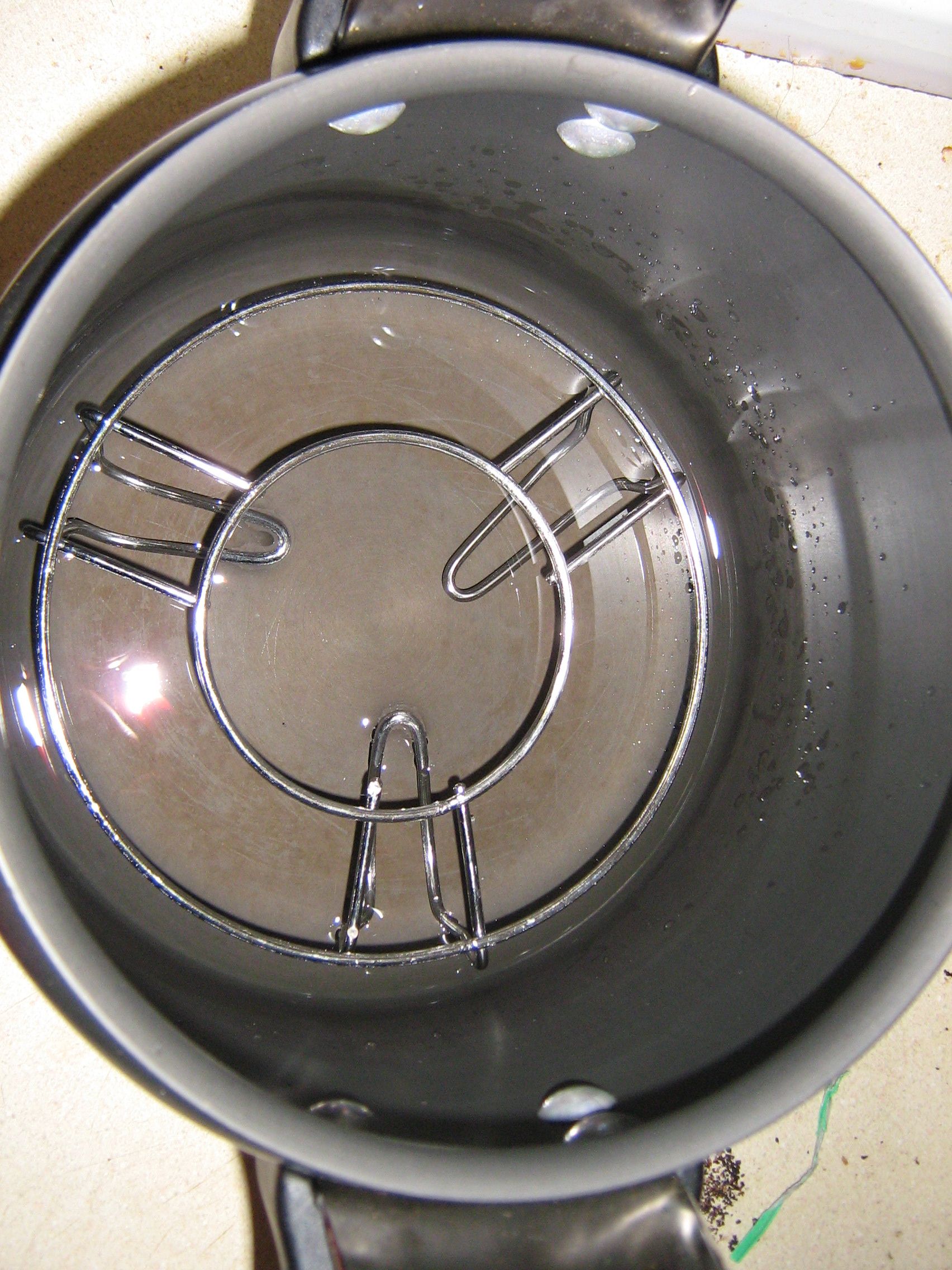 Easy Bread Anywhere "Baking" Bread in a Pressurecooker 6 Steps