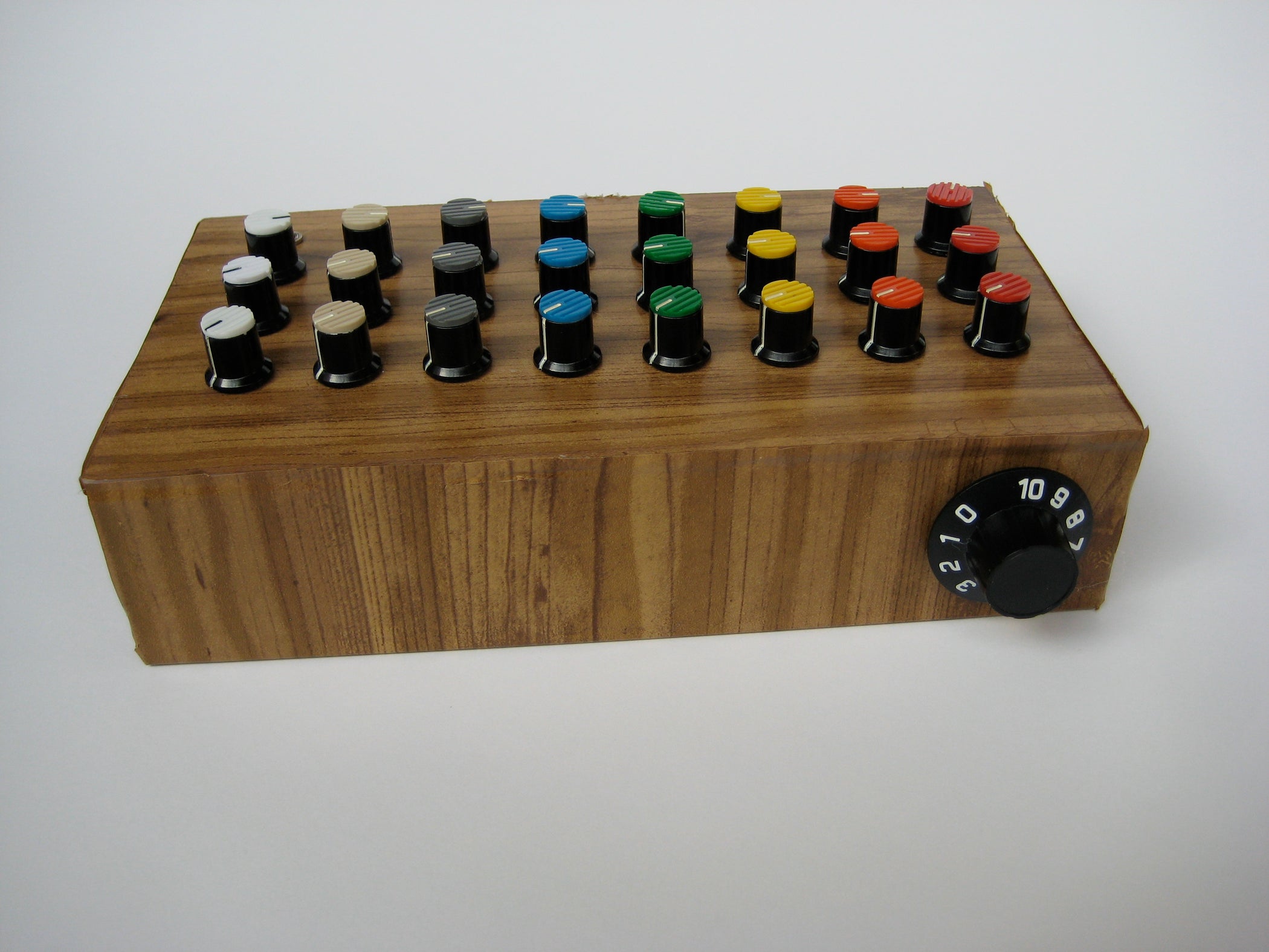 Simple Sequencer 16 Steps (with Pictures) Instructables